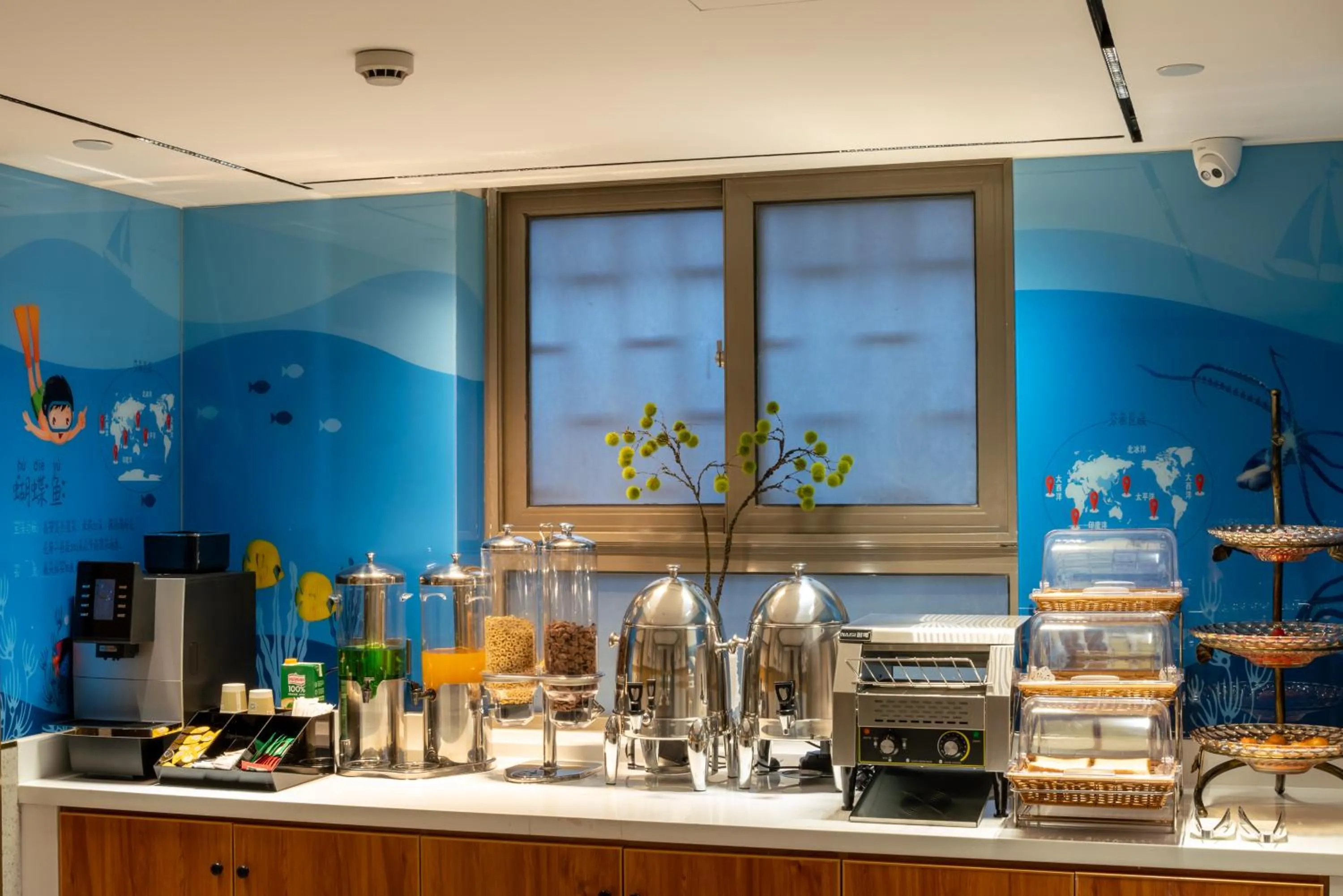 Breakfast in Nostalgia S Hotel Beijing Xidan Financial Street Store
