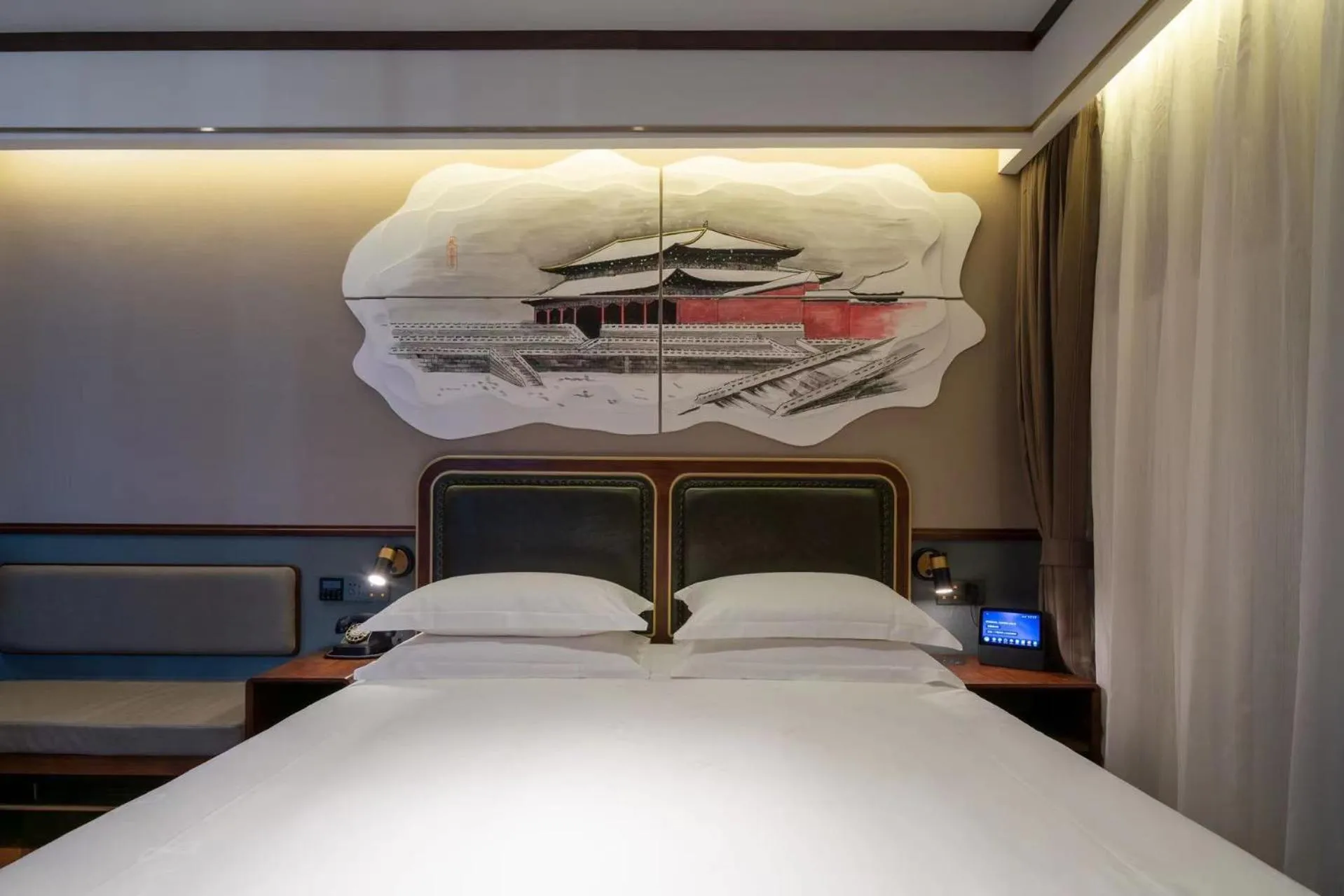Bed in Nostalgia S Hotel Beijing Xidan Financial Street Store