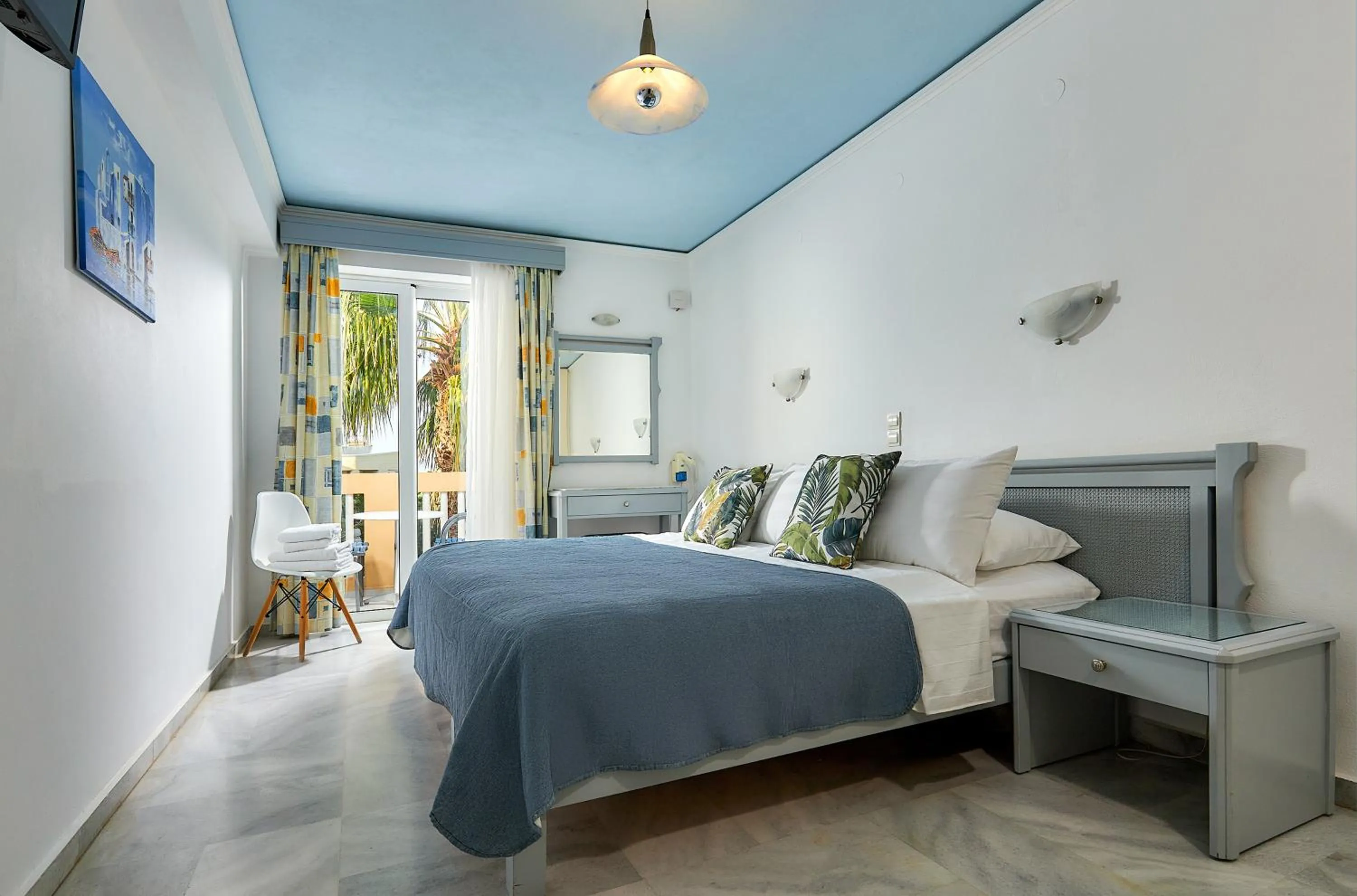 Bedroom, Bed in Futura Hotel