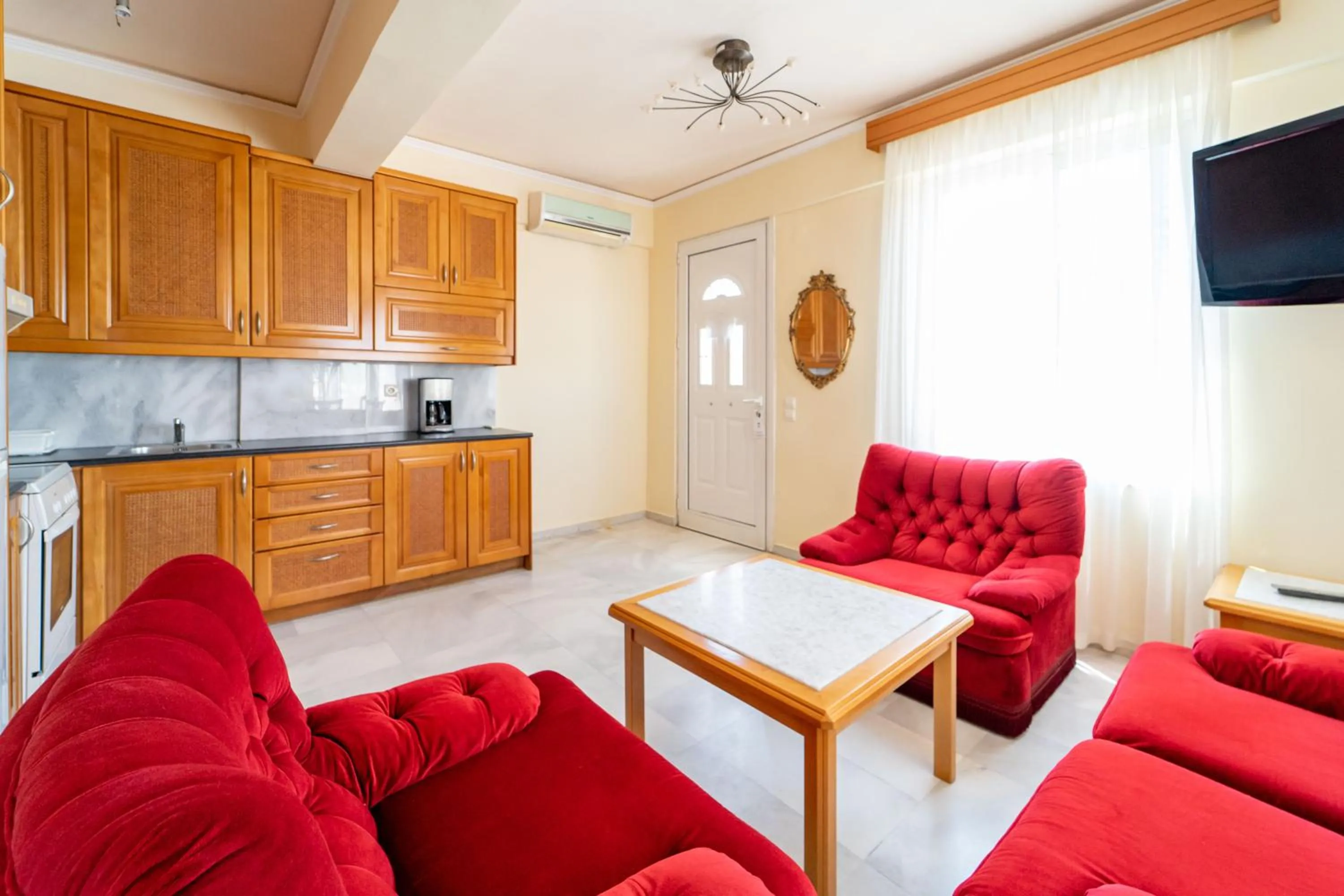 TV and multimedia in Futura Hotel