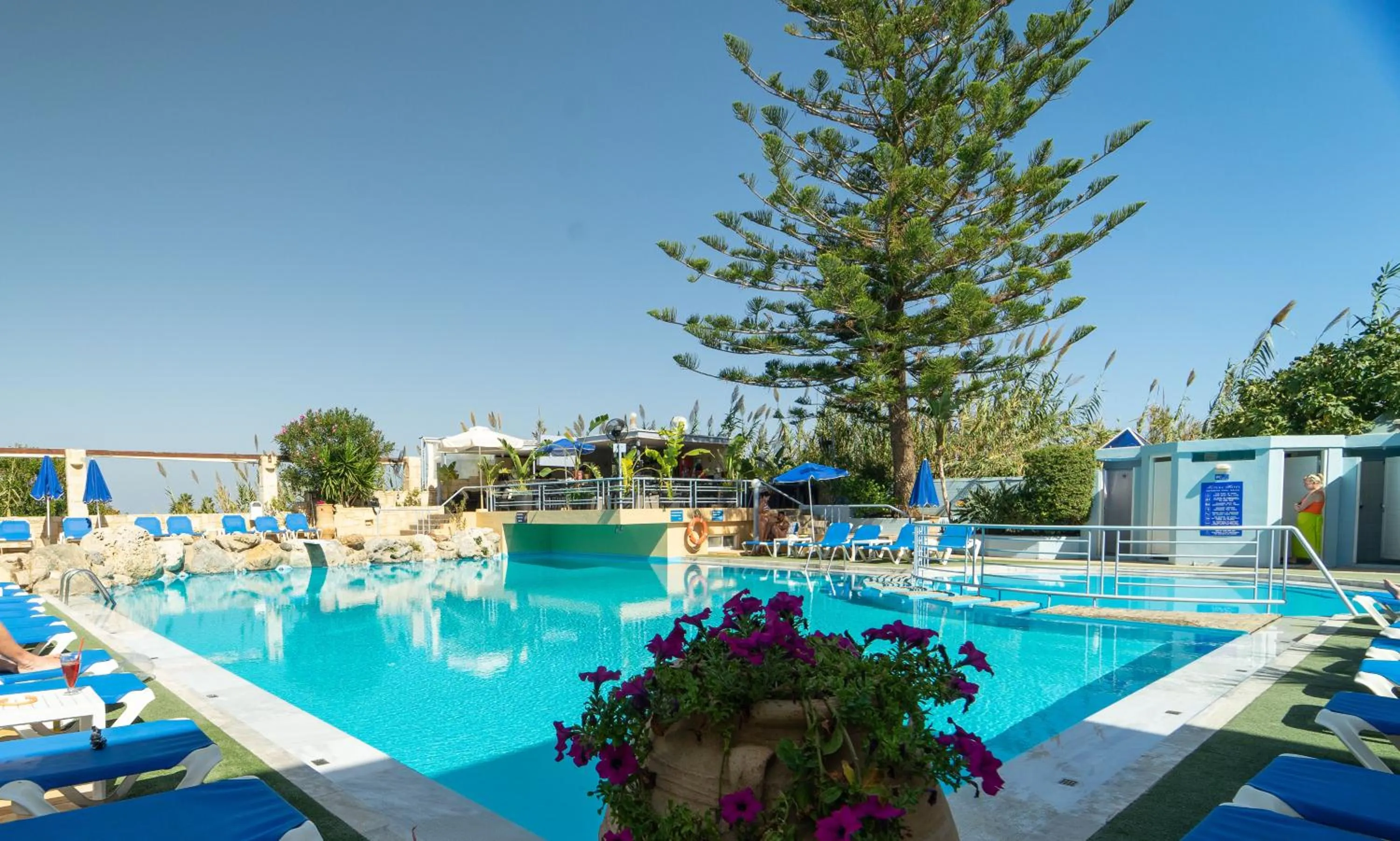 Pool view in Futura Hotel