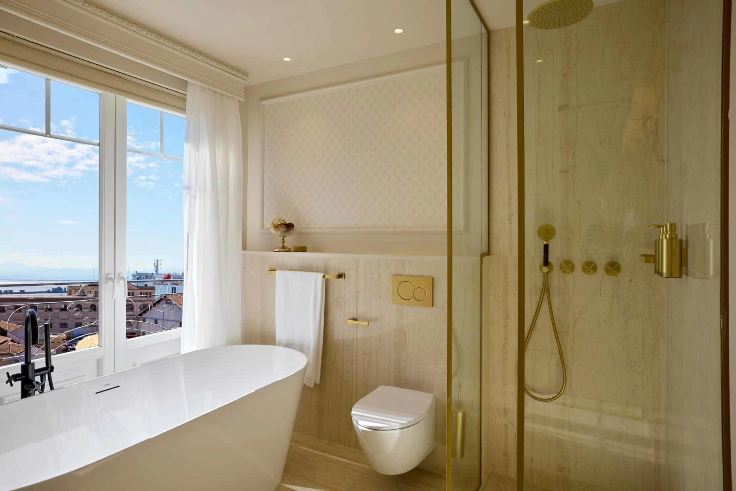 Shower in Mediterranean Palace