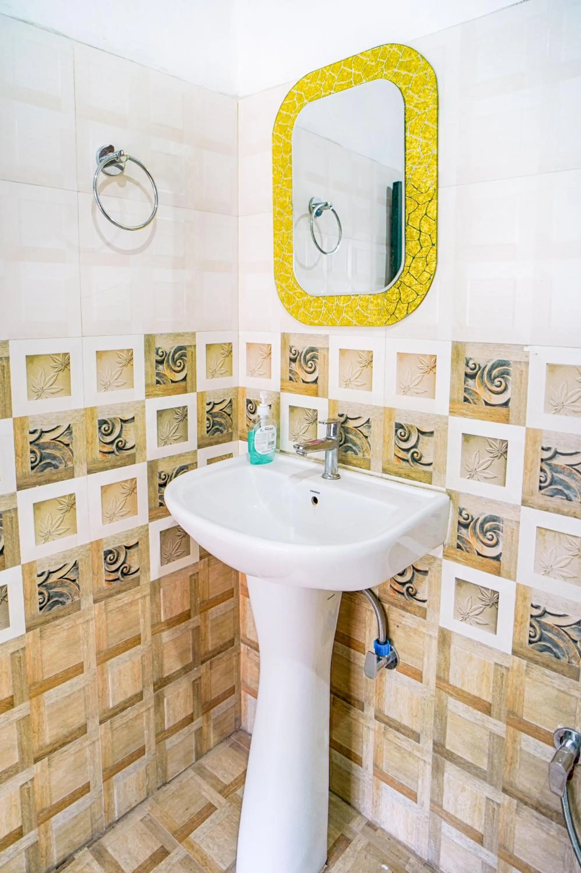 Bathroom in Kasol Hostel