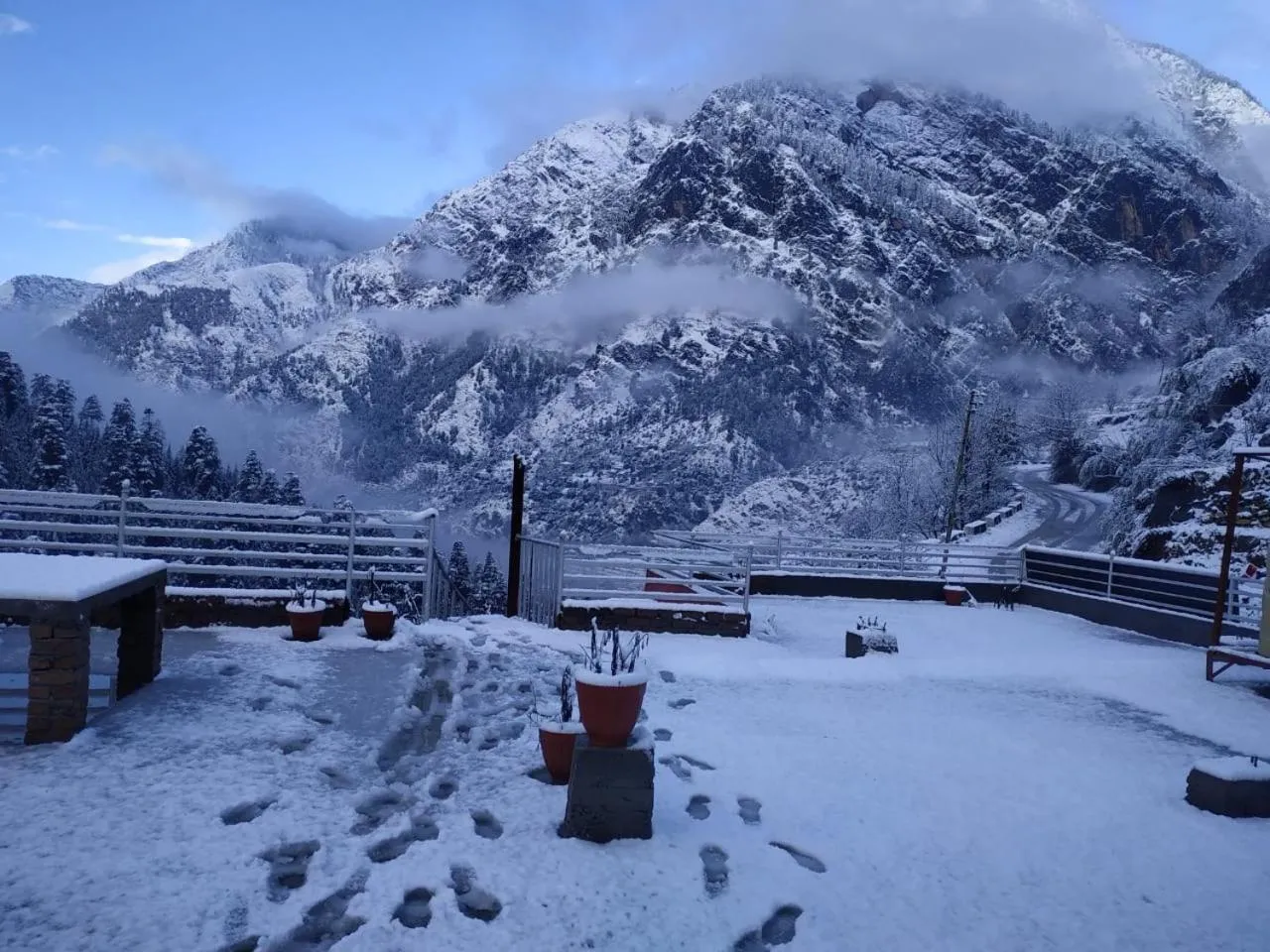 Property building in Kasol Hostel