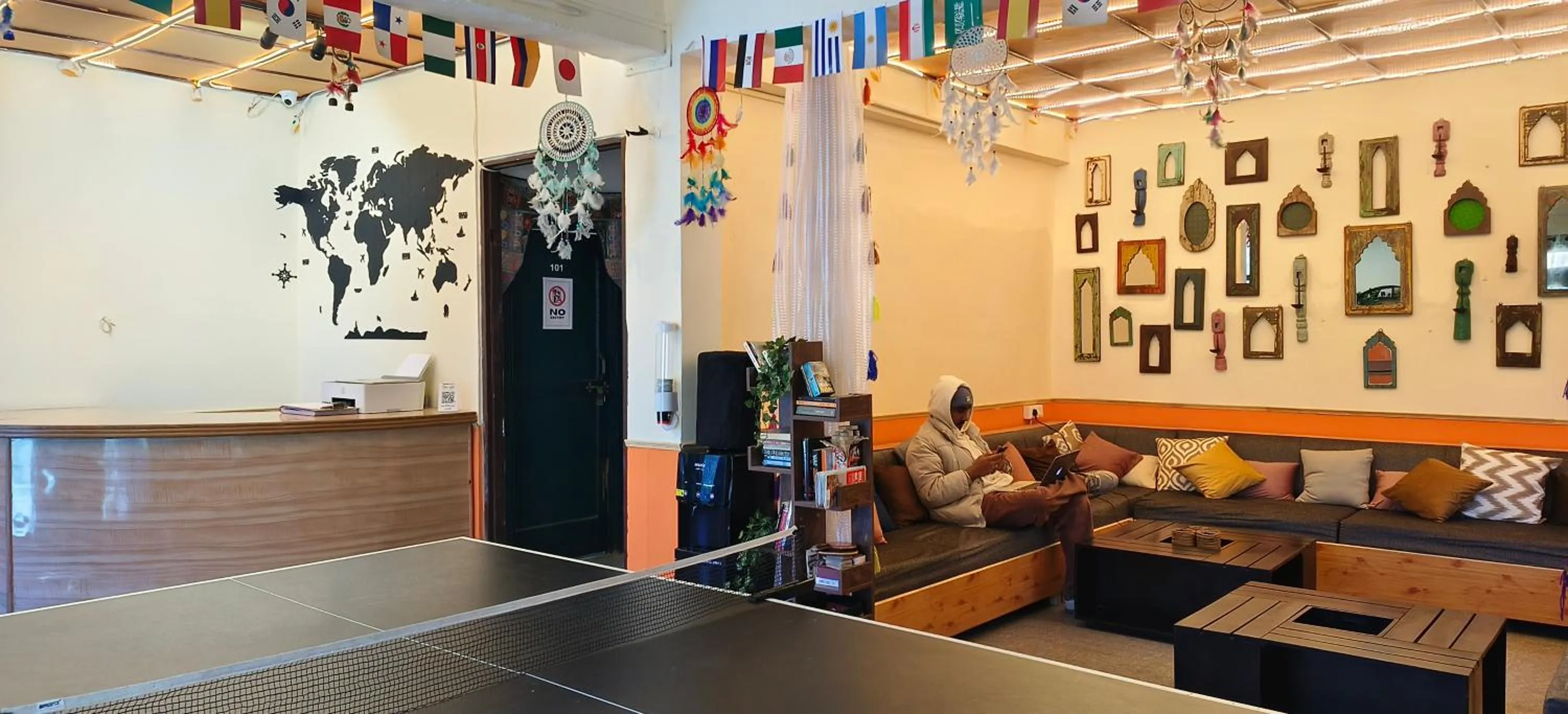 Lobby or reception in Kasol Hostel