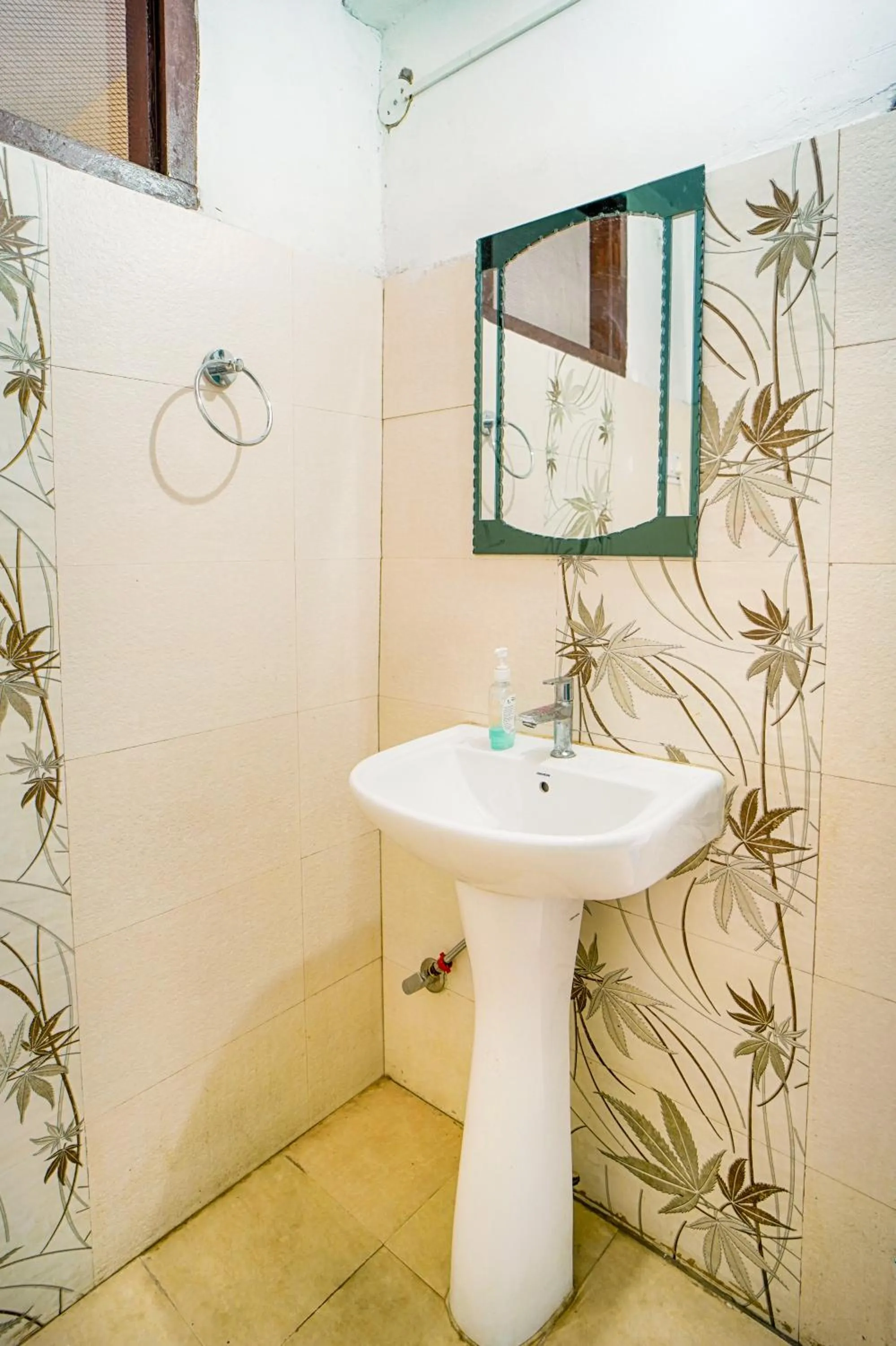 Bathroom in Kasol Hostel