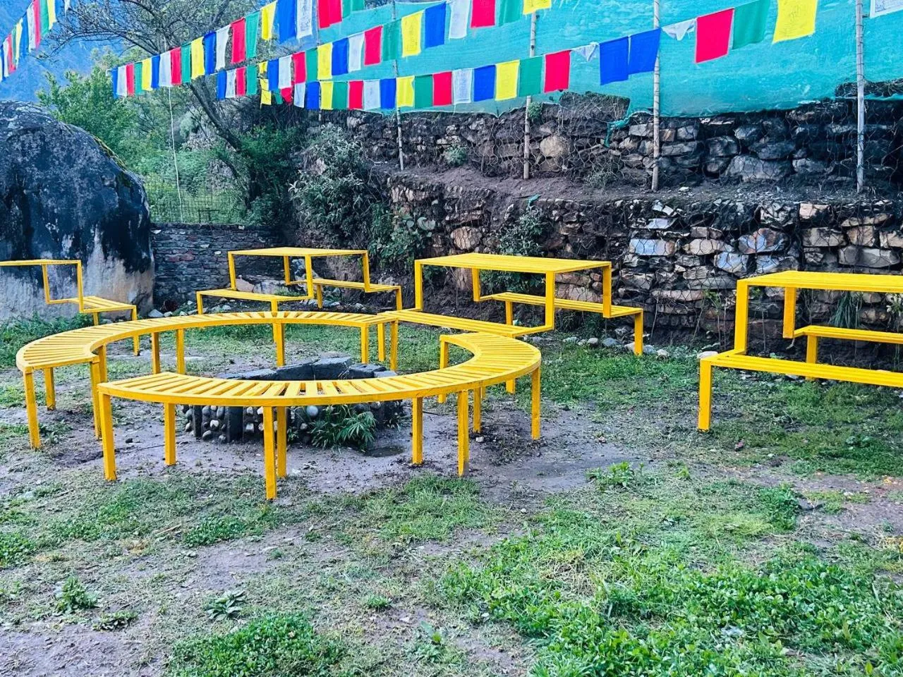 Restaurant/places to eat in Kasol Hostel