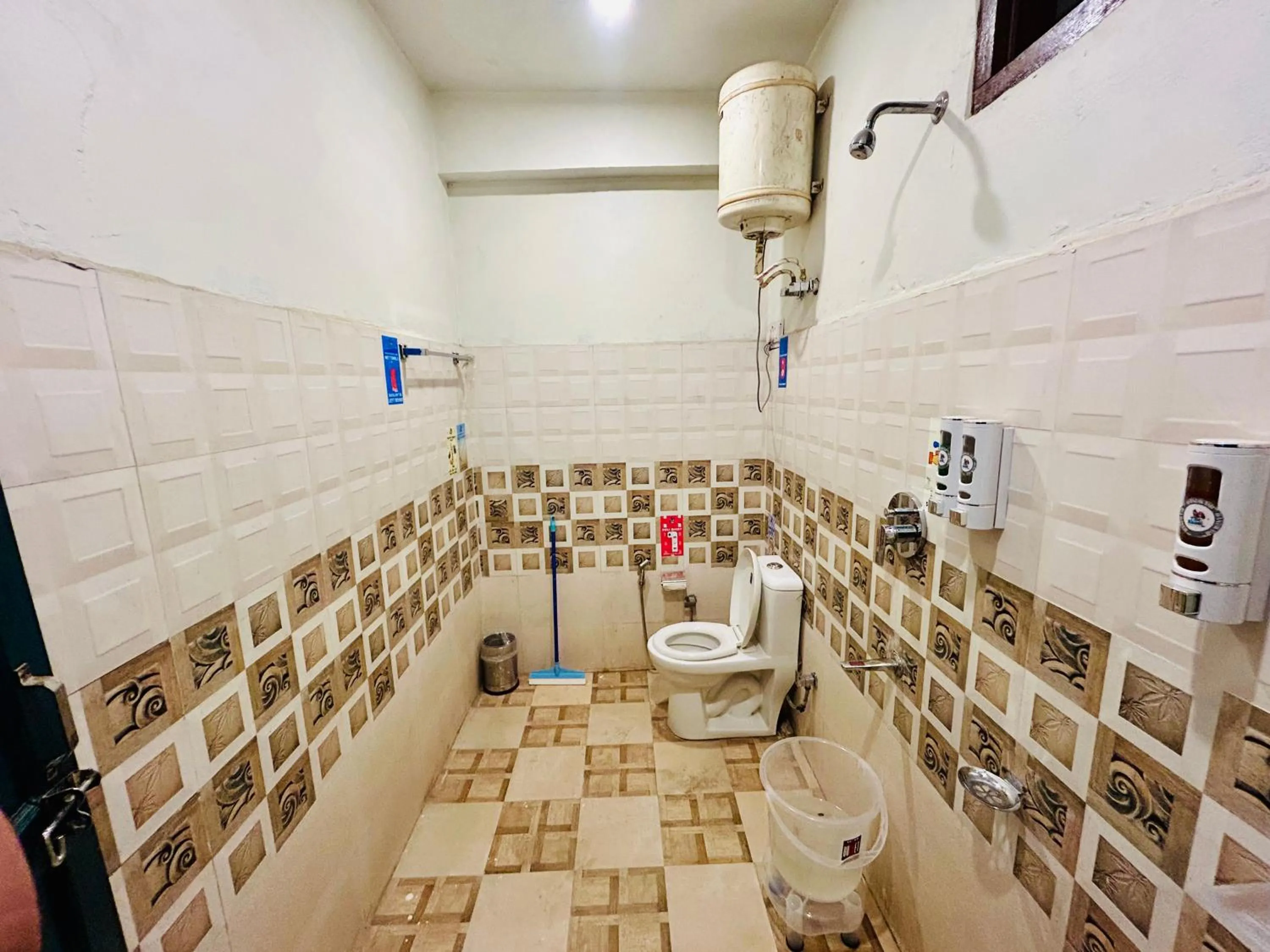 Bathroom in Kasol Hostel