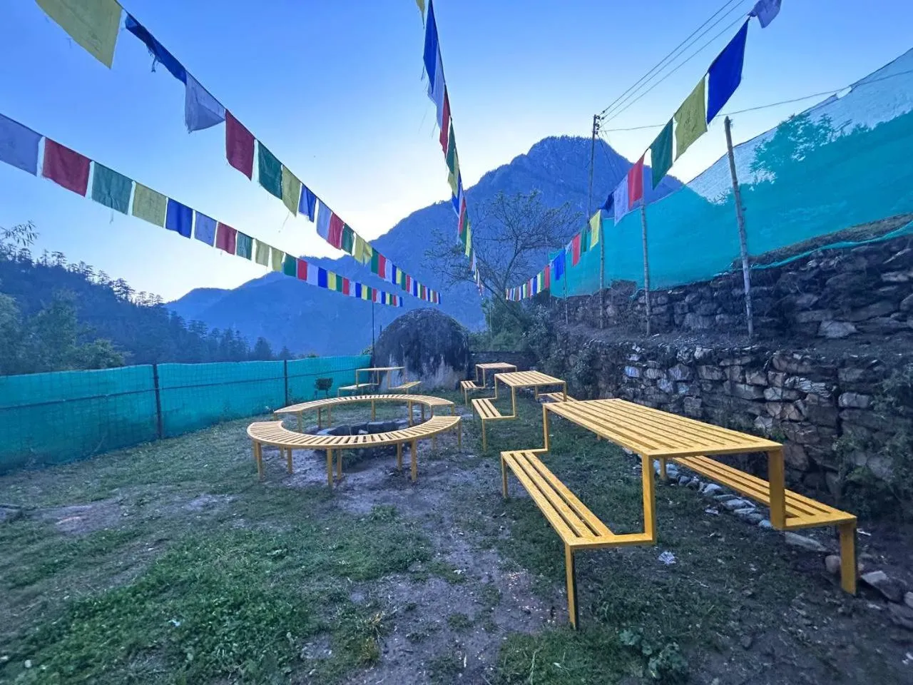 Garden view in Kasol Hostel