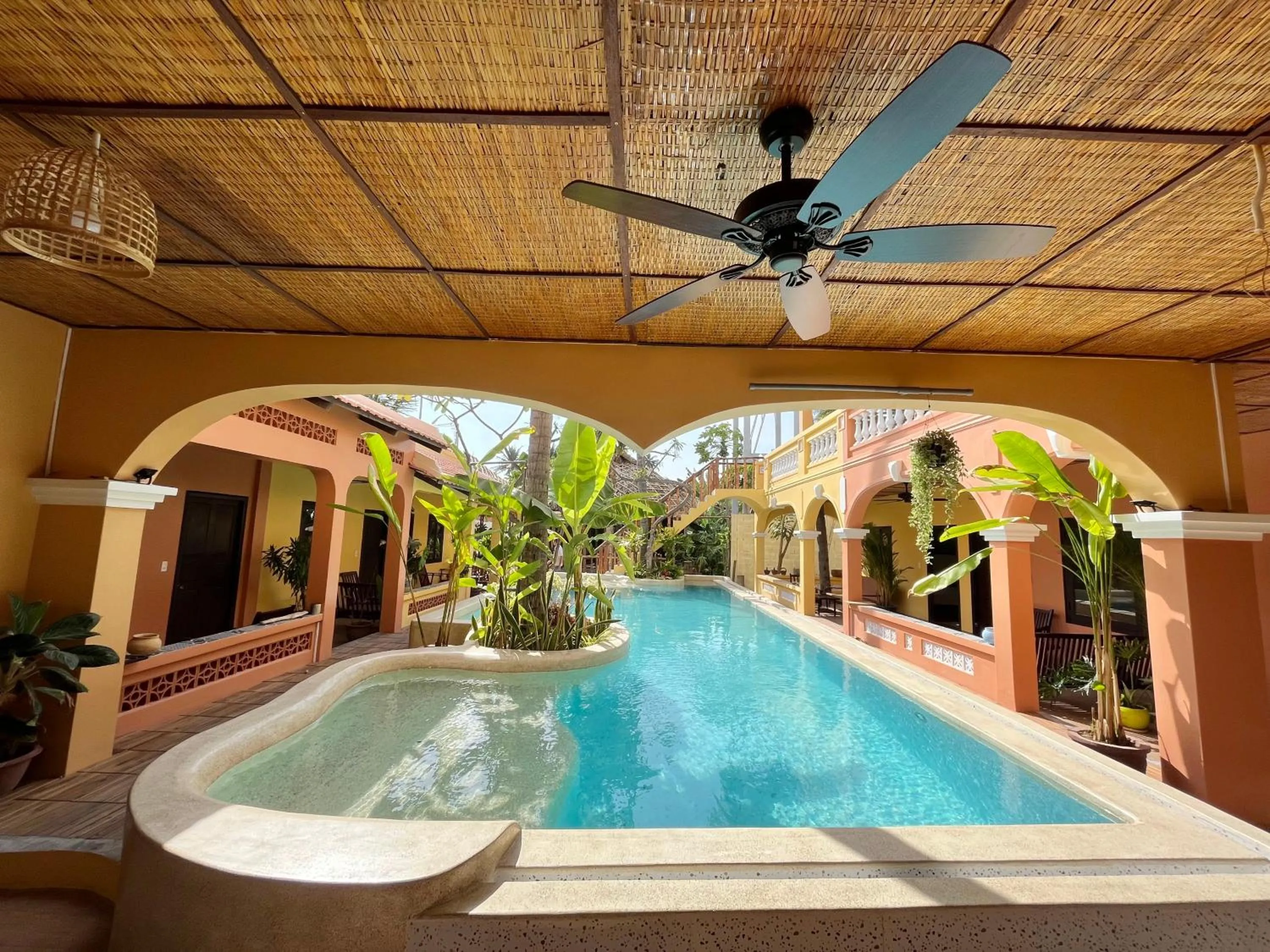 Swimming pool in Mi Nhon Em Hotel Muine