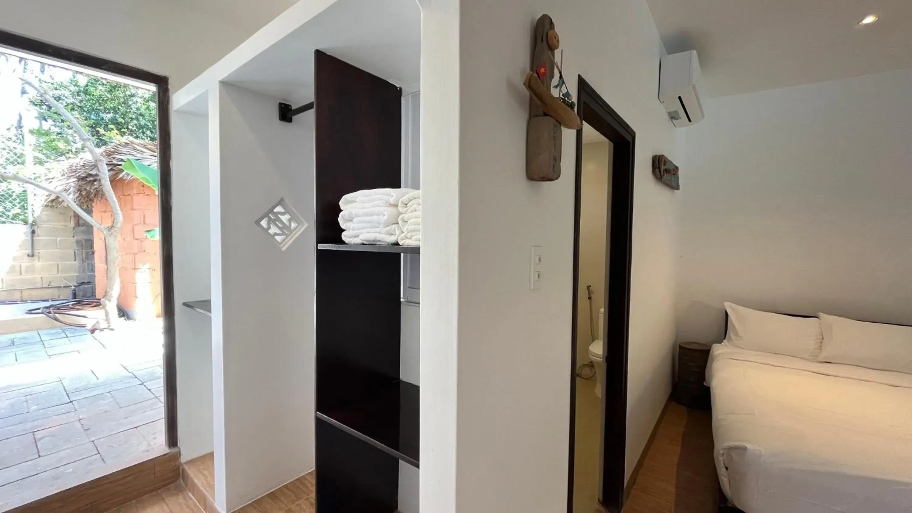 View (from property/room), Bed in Mi Nhon Em Hotel Muine View (from property/room), Bed in Mi Nhon Em Hotel Muine