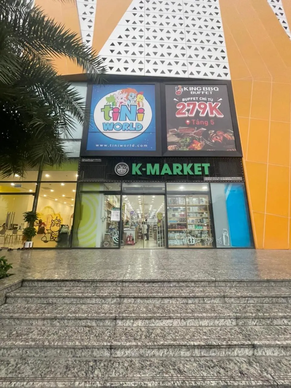 Supermarket/grocery shop in Vinhomes D'Capital - 119 Trần Duy Hưng-Trung Hoà-Cầu Giấy