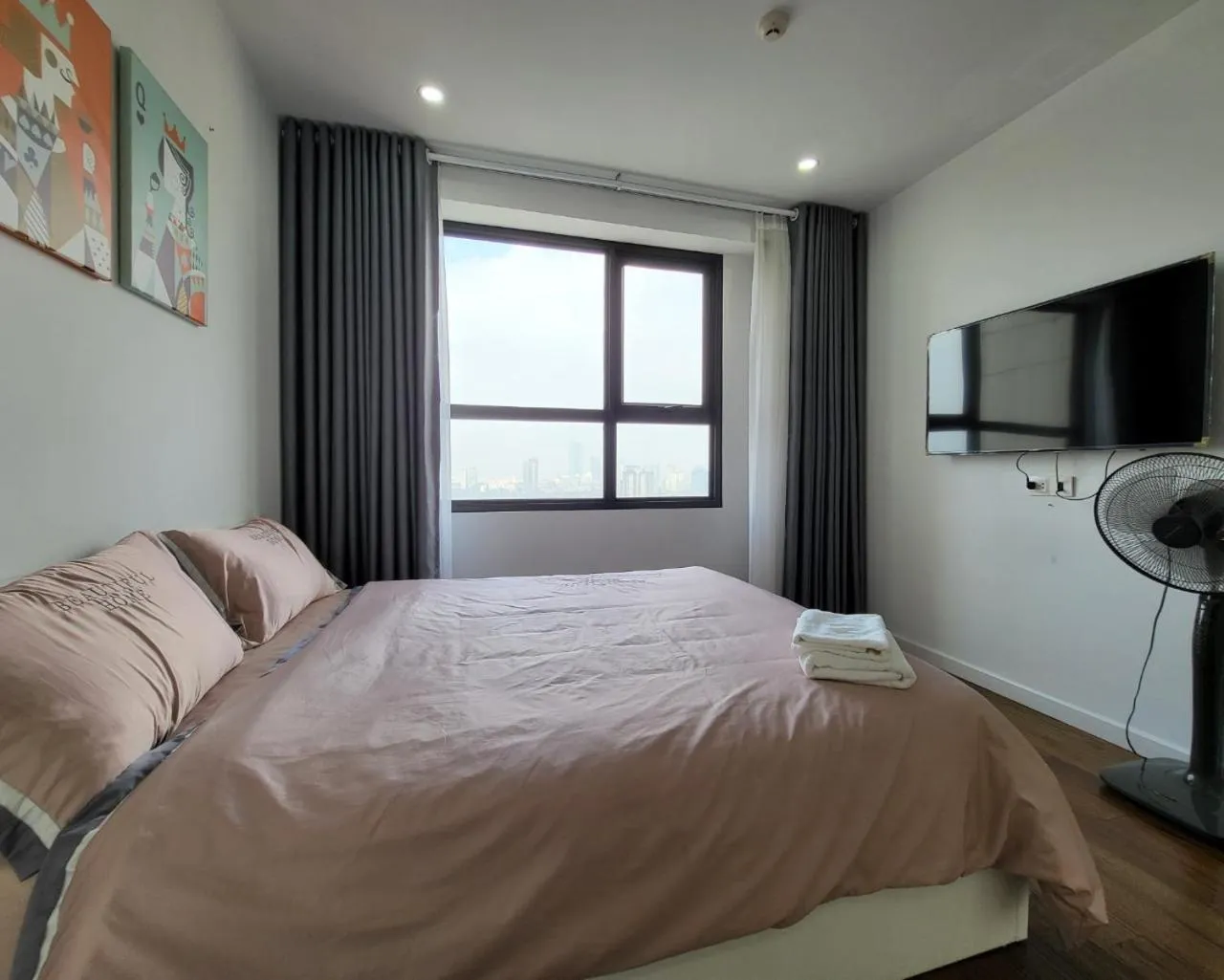 Bed in Vinhomes D'Capital - 119 Trần Duy Hưng-Trung Hoà-Cầu Giấy
