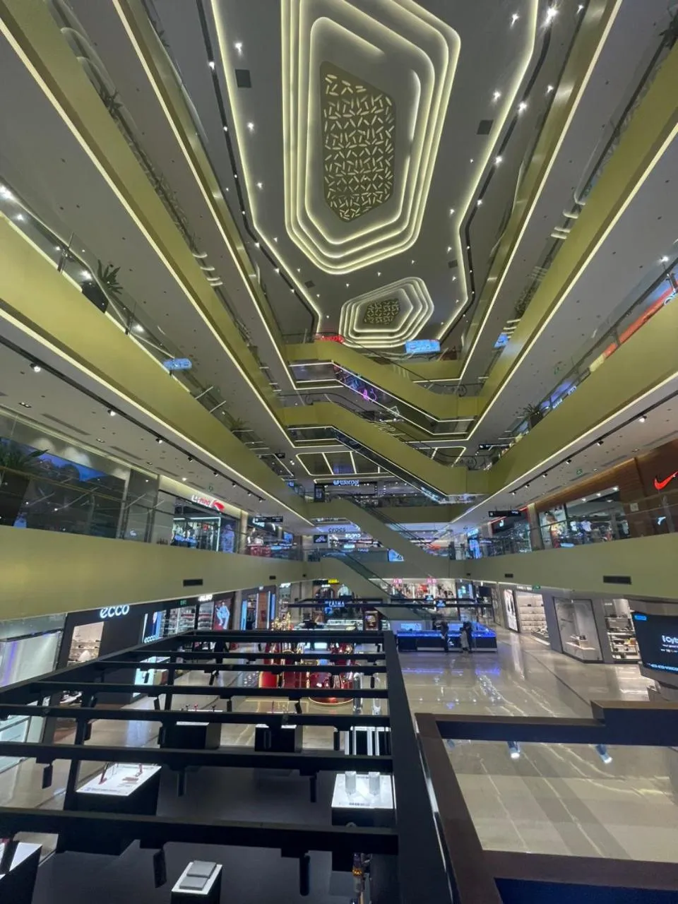 Neighbourhood in Vinhomes D'Capital - 119 Trần Duy Hưng-Trung Hoà-Cầu Giấy