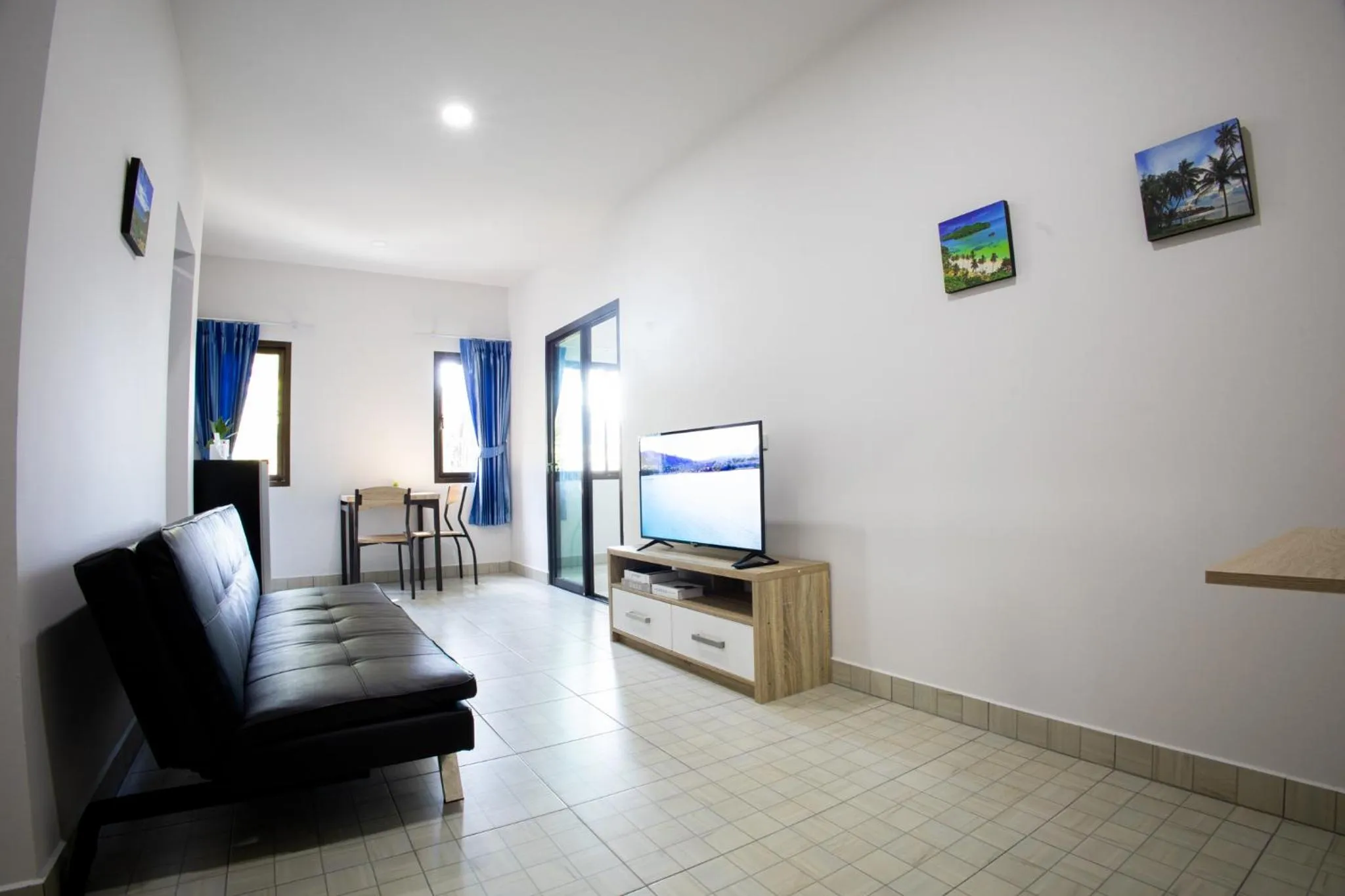 TV and multimedia in Grand View Premium