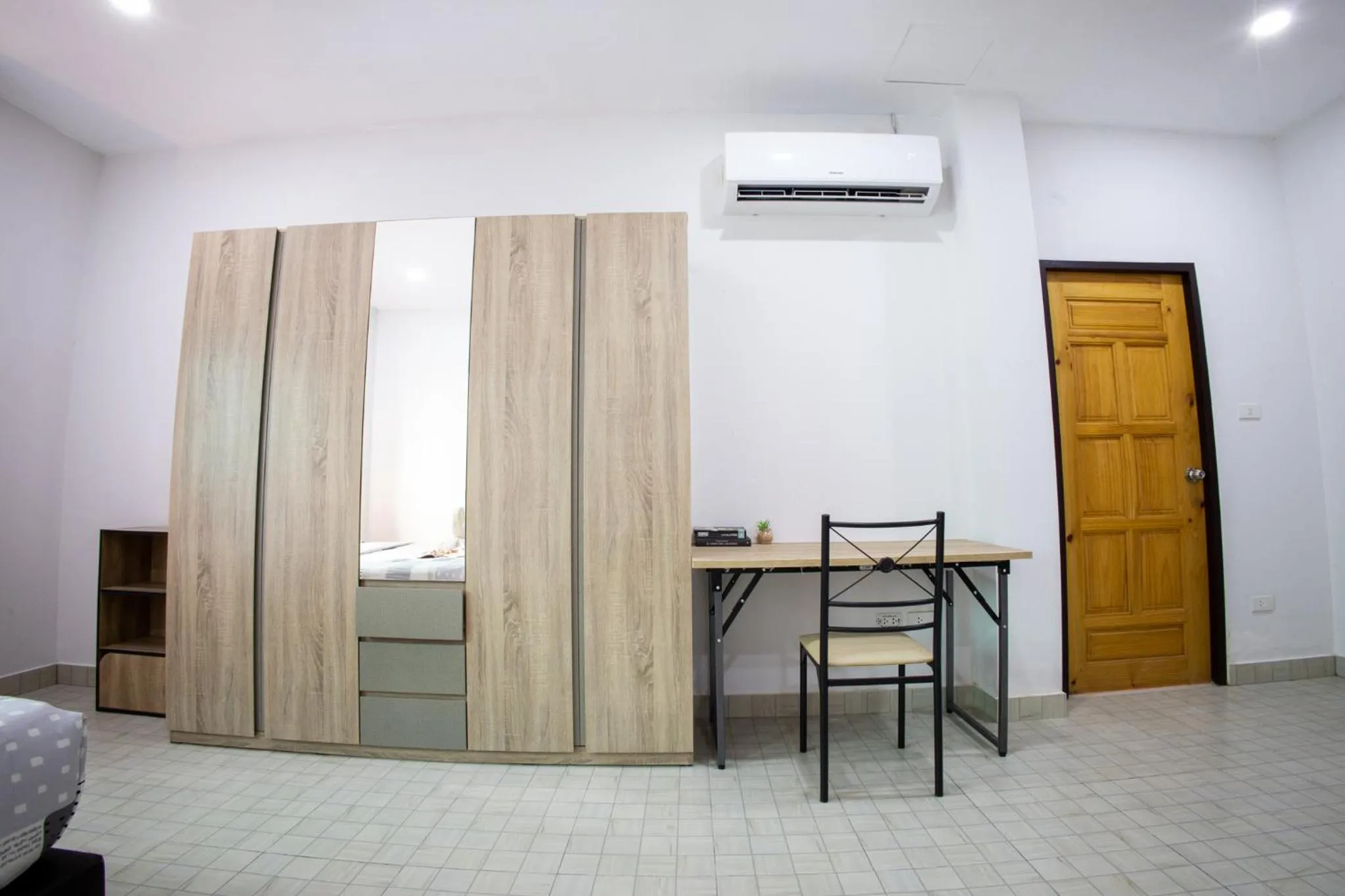 hair dresser in Grand View Premium