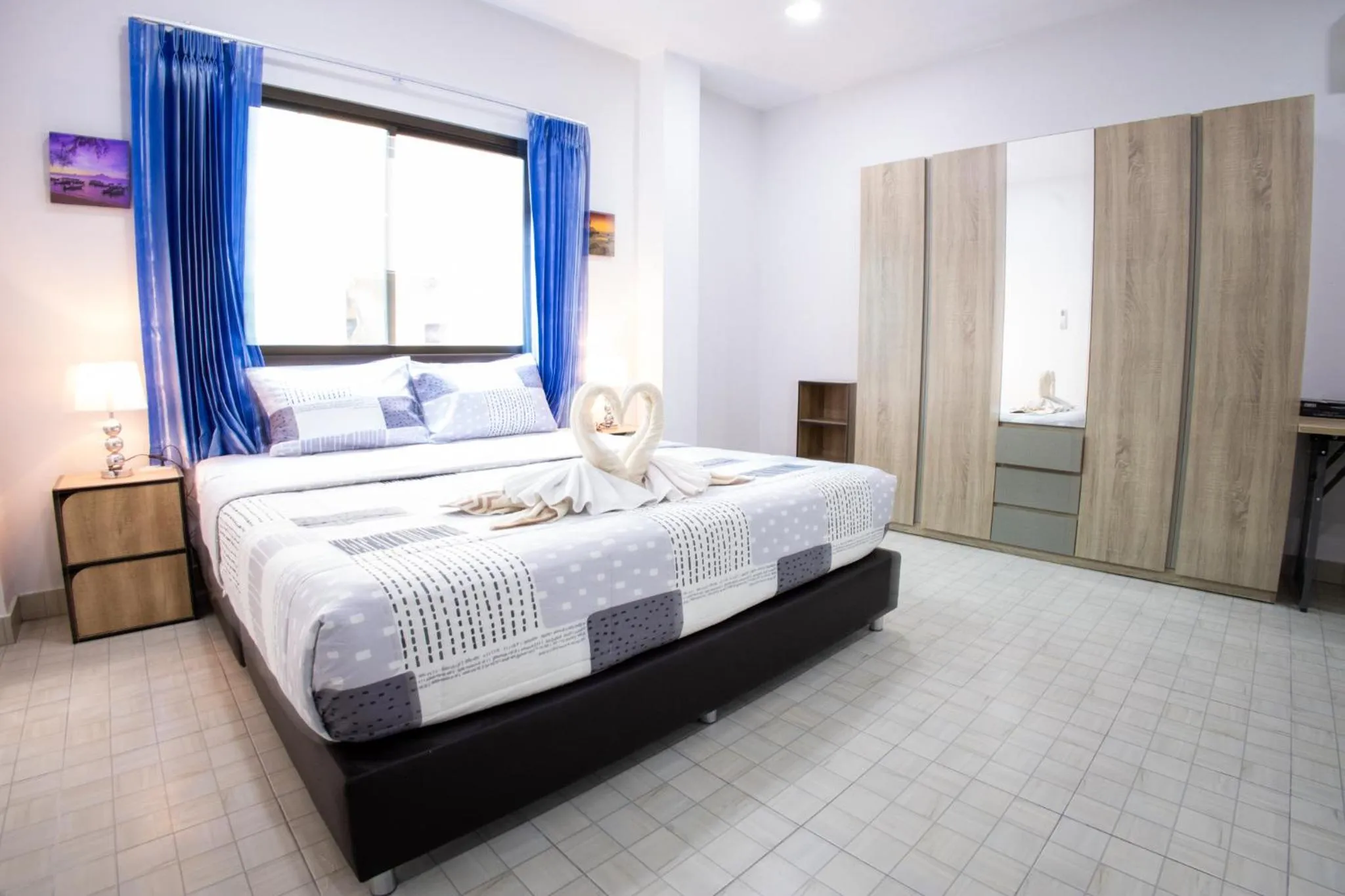 Bed in Grand View Premium