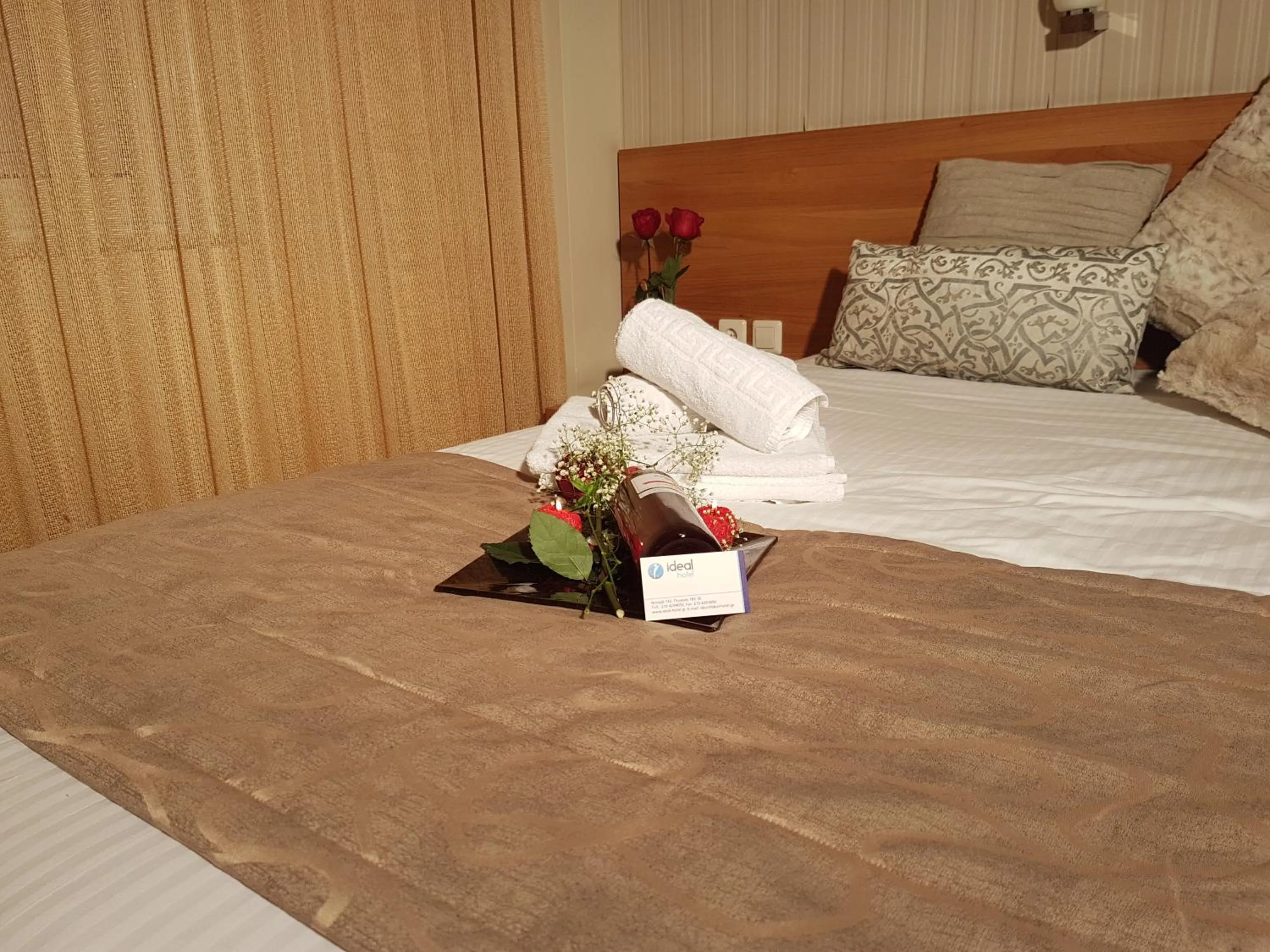 Photo of the whole room, Bed in Hotel Ideal