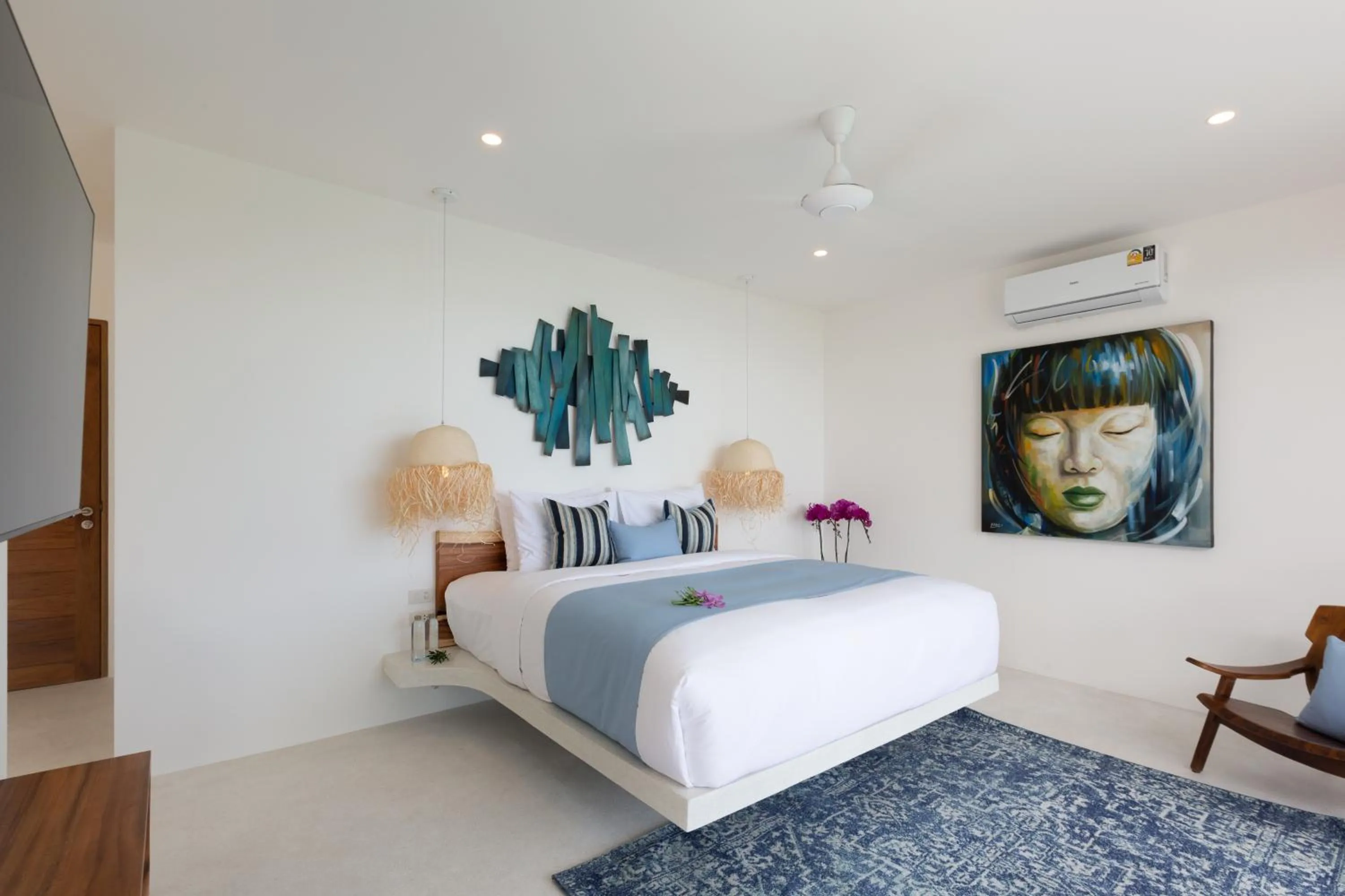 Photo of the whole room, Bed in Zog Villas