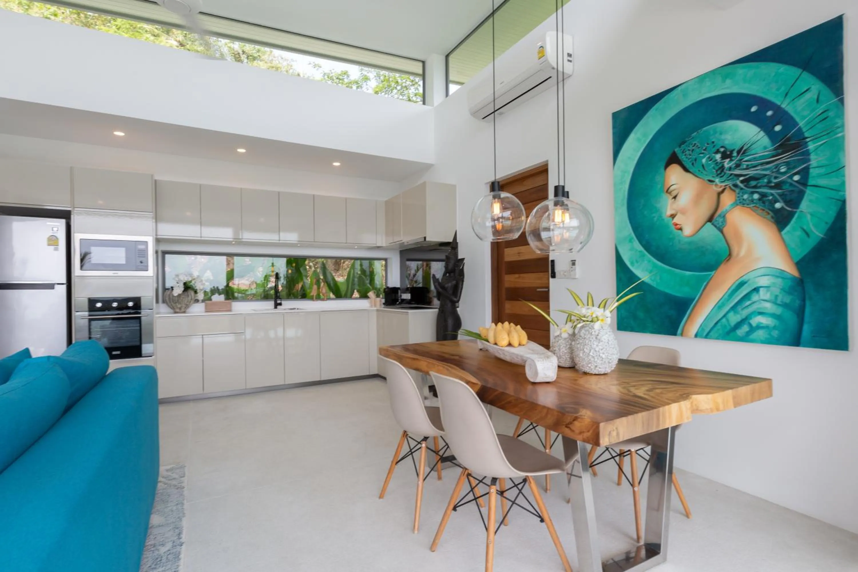Dining area in Zog Villas