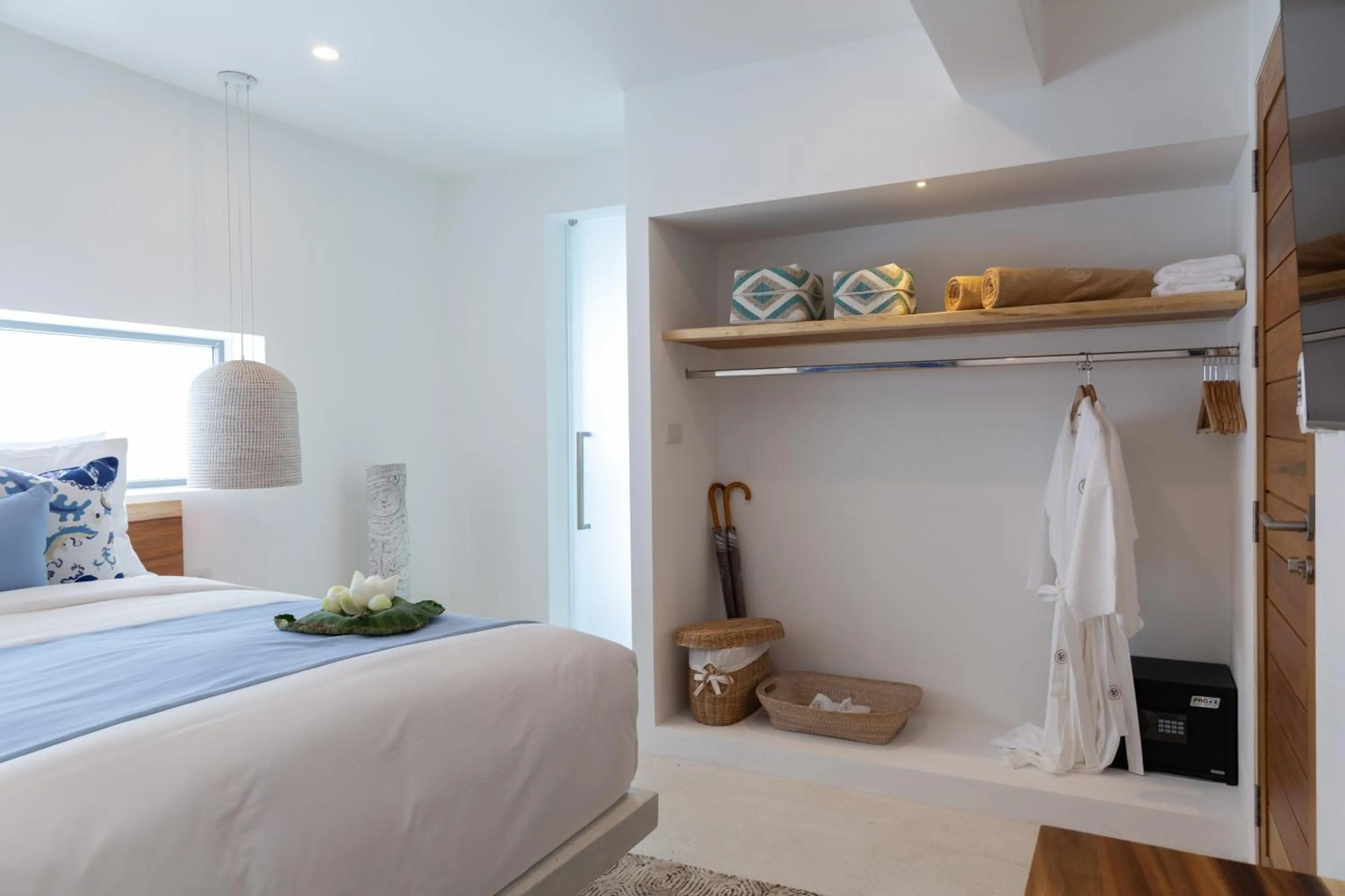 wardrobe, Bed in Zog Villas