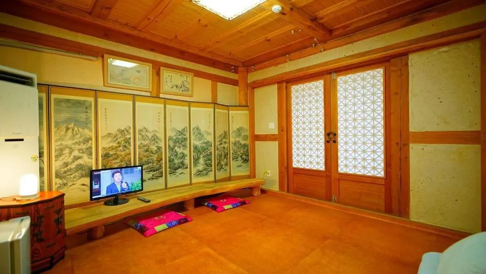 Kumwondang Jeonju Hanokstay