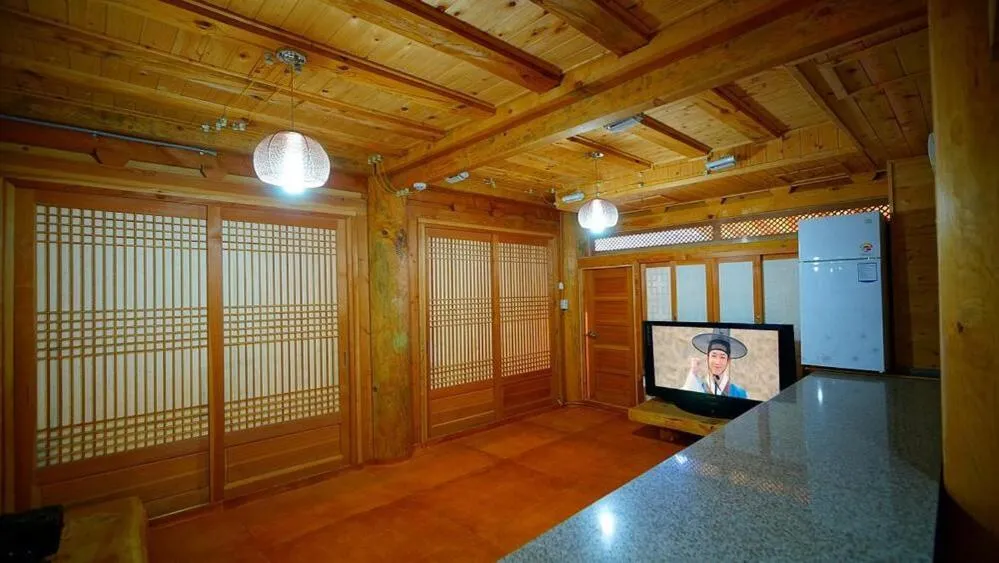 Kumwondang Jeonju Hanokstay