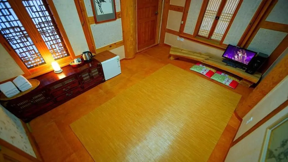 Kumwondang Jeonju Hanokstay