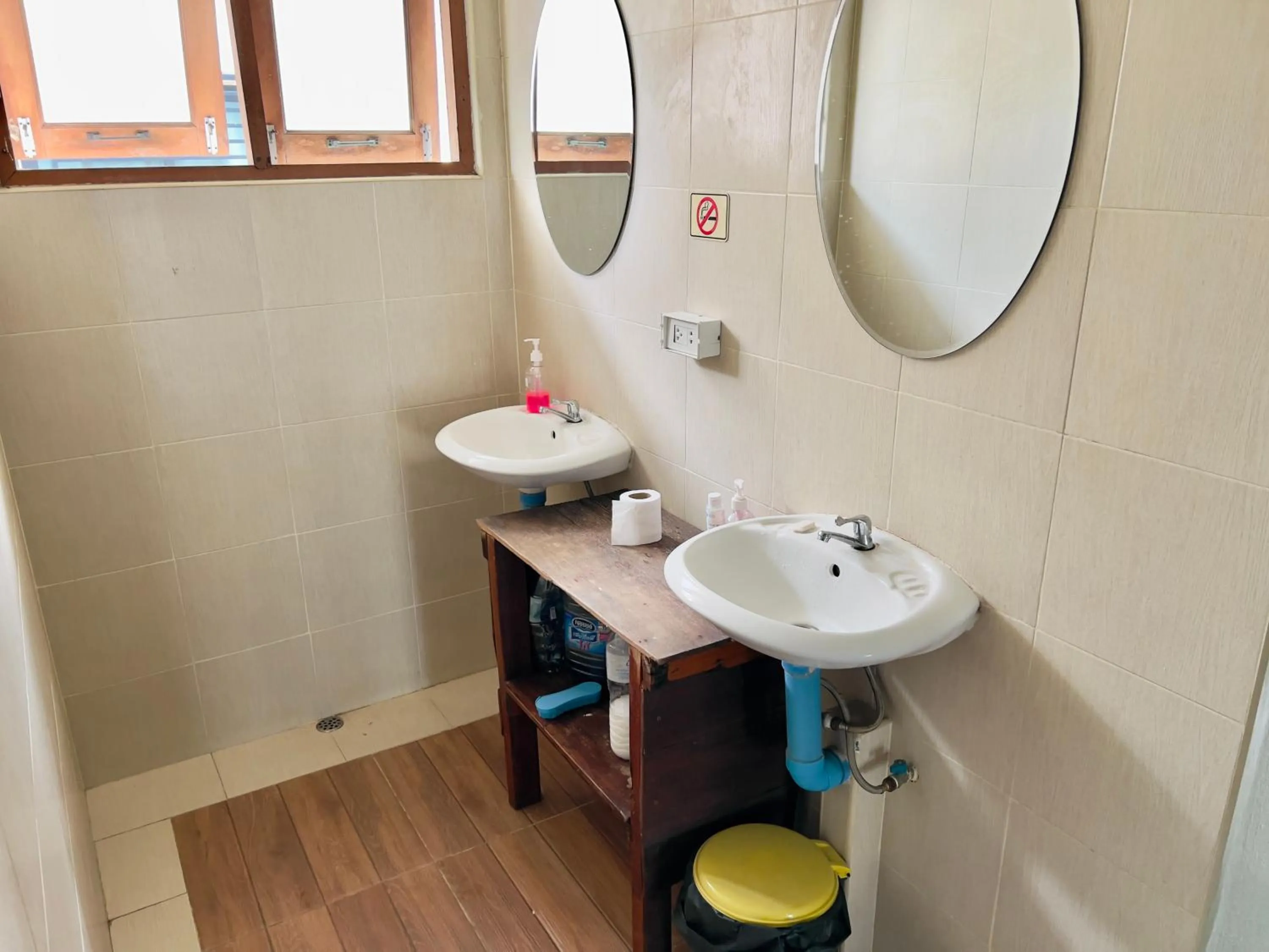 Toilet in DonMueang Boutique House DonMueang Airport