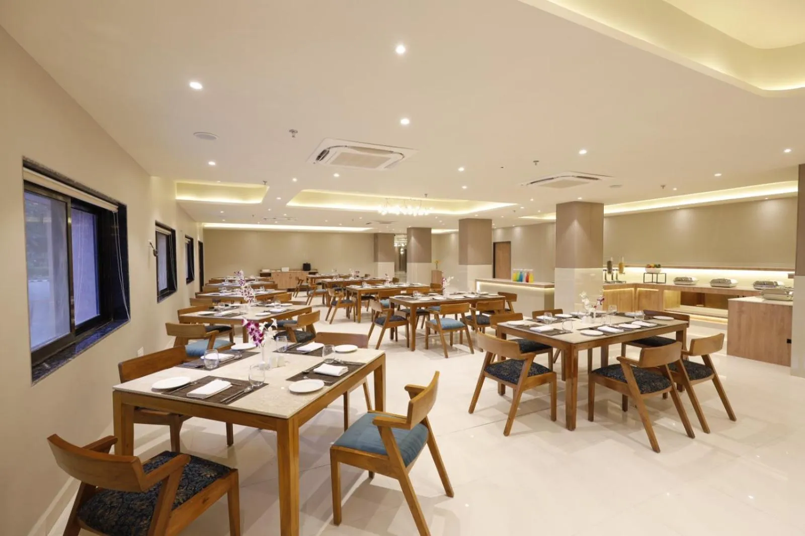 Restaurant/places to eat in Fortune Statue Of Unity, Ekta Nagar - Member ITC Hotels' Group