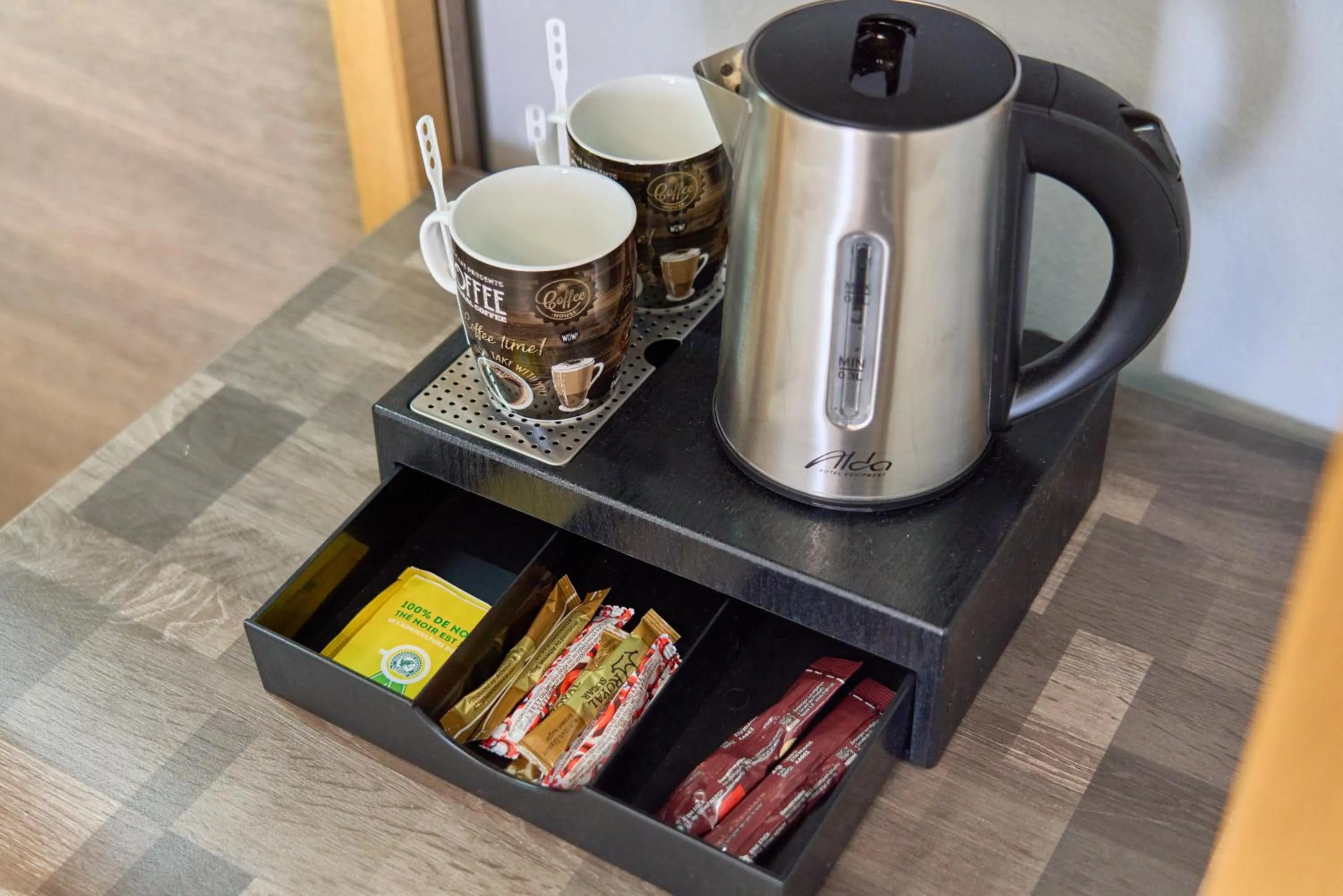 Coffee/tea facilities in Hotel Erika