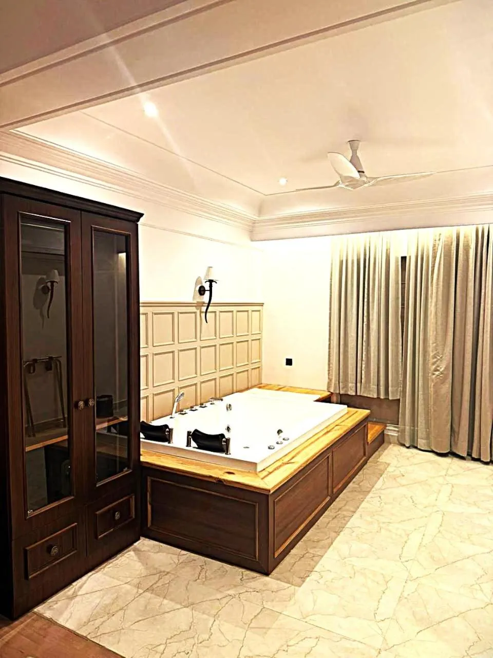 Bath in The Lanswood Estate