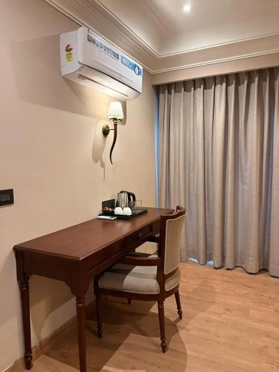 Coffee/tea facilities in The Lanswood Estate Coffee/tea facilities in The Lanswood Estate