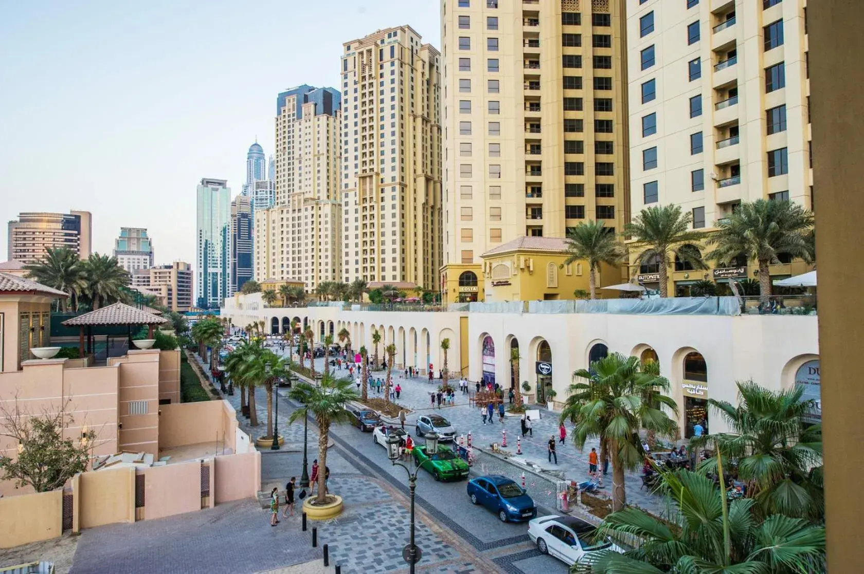 Property building in Happy ACADEMIA JBR Property building in Happy ACADEMIA JBR