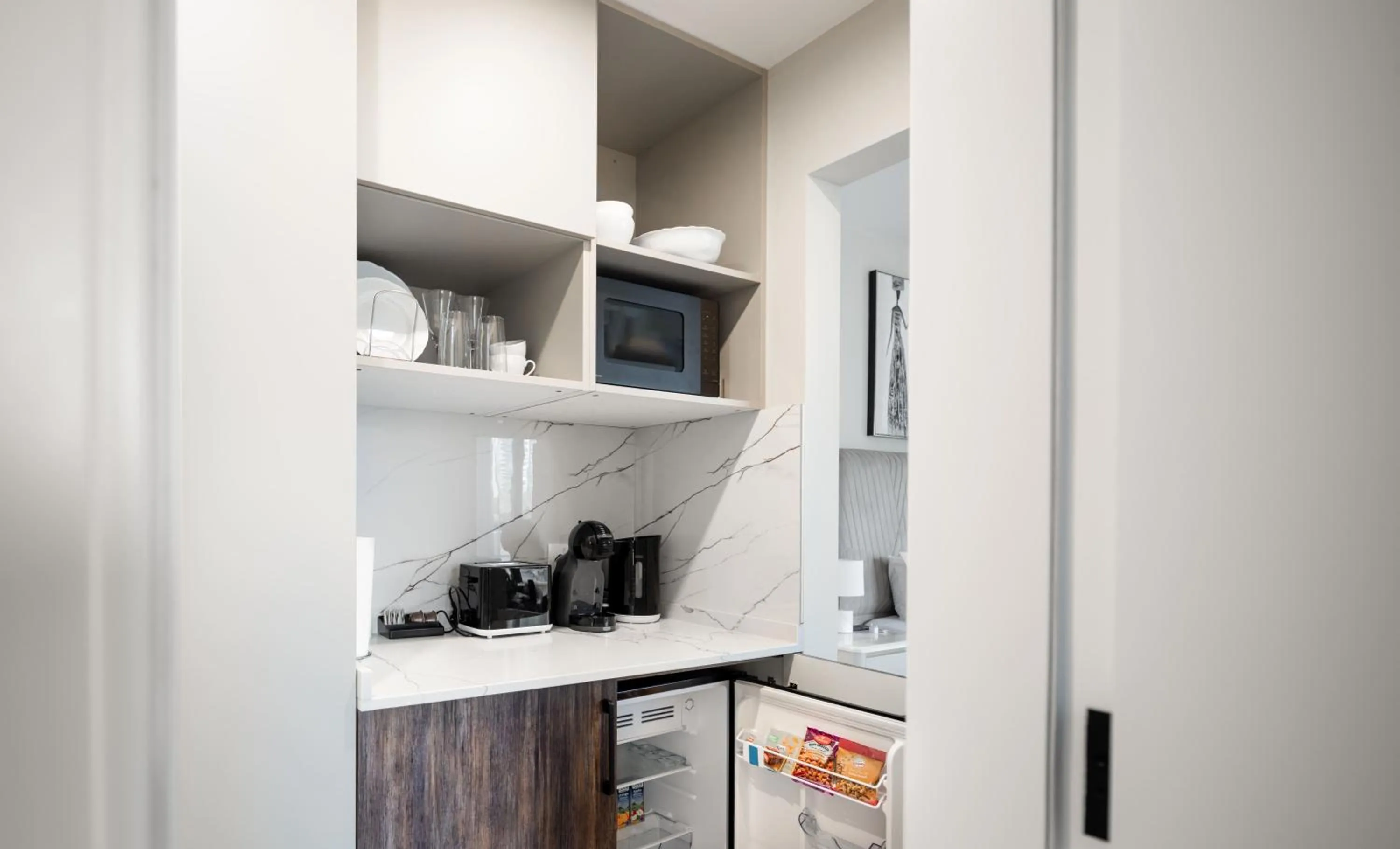 Kitchen or kitchenette in Happy ACADEMIA JBR