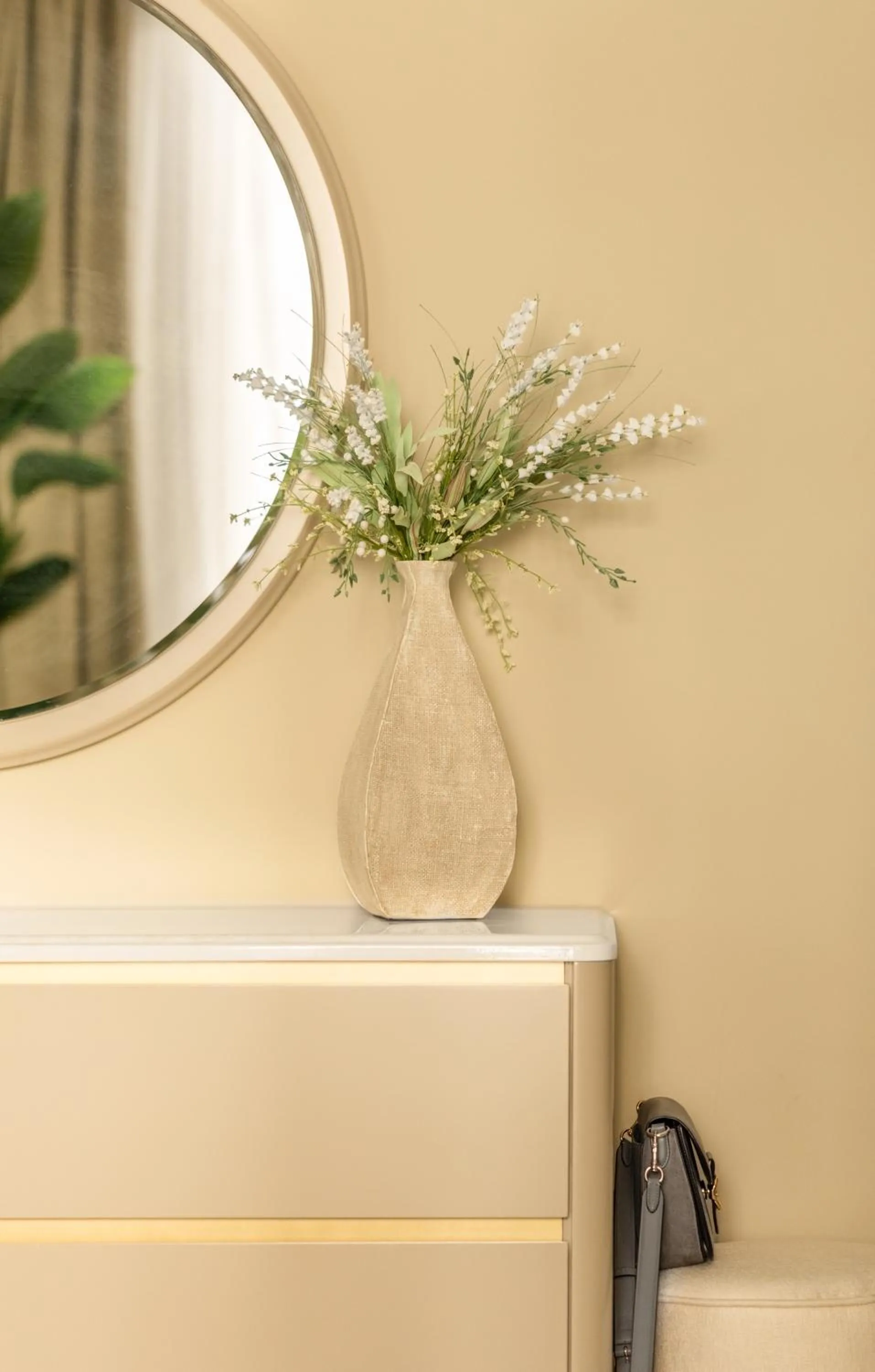 Decorative detail in Happy ACADEMIA JBR