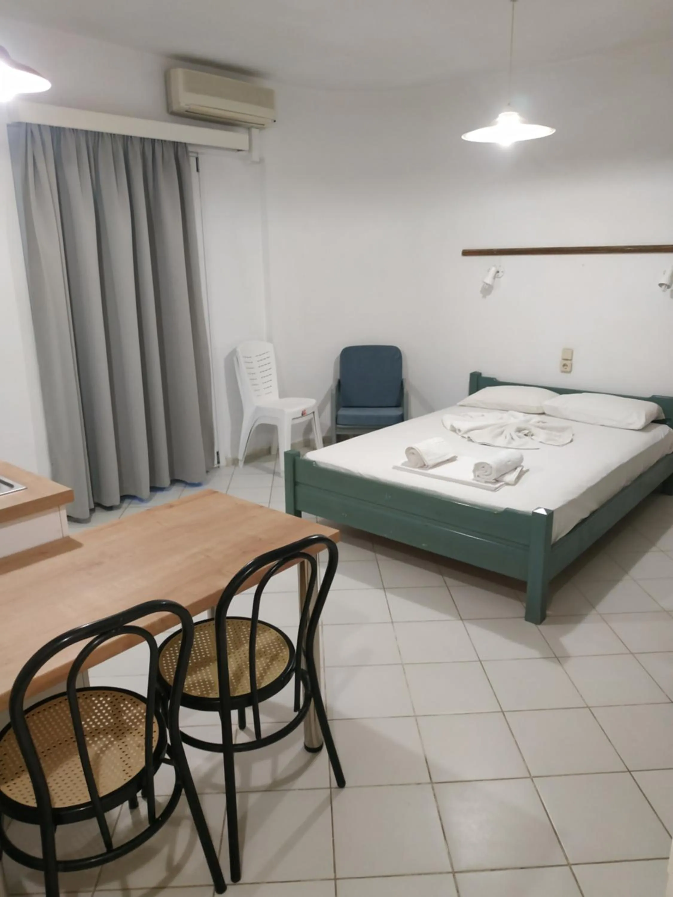 Bed in Renia Studios