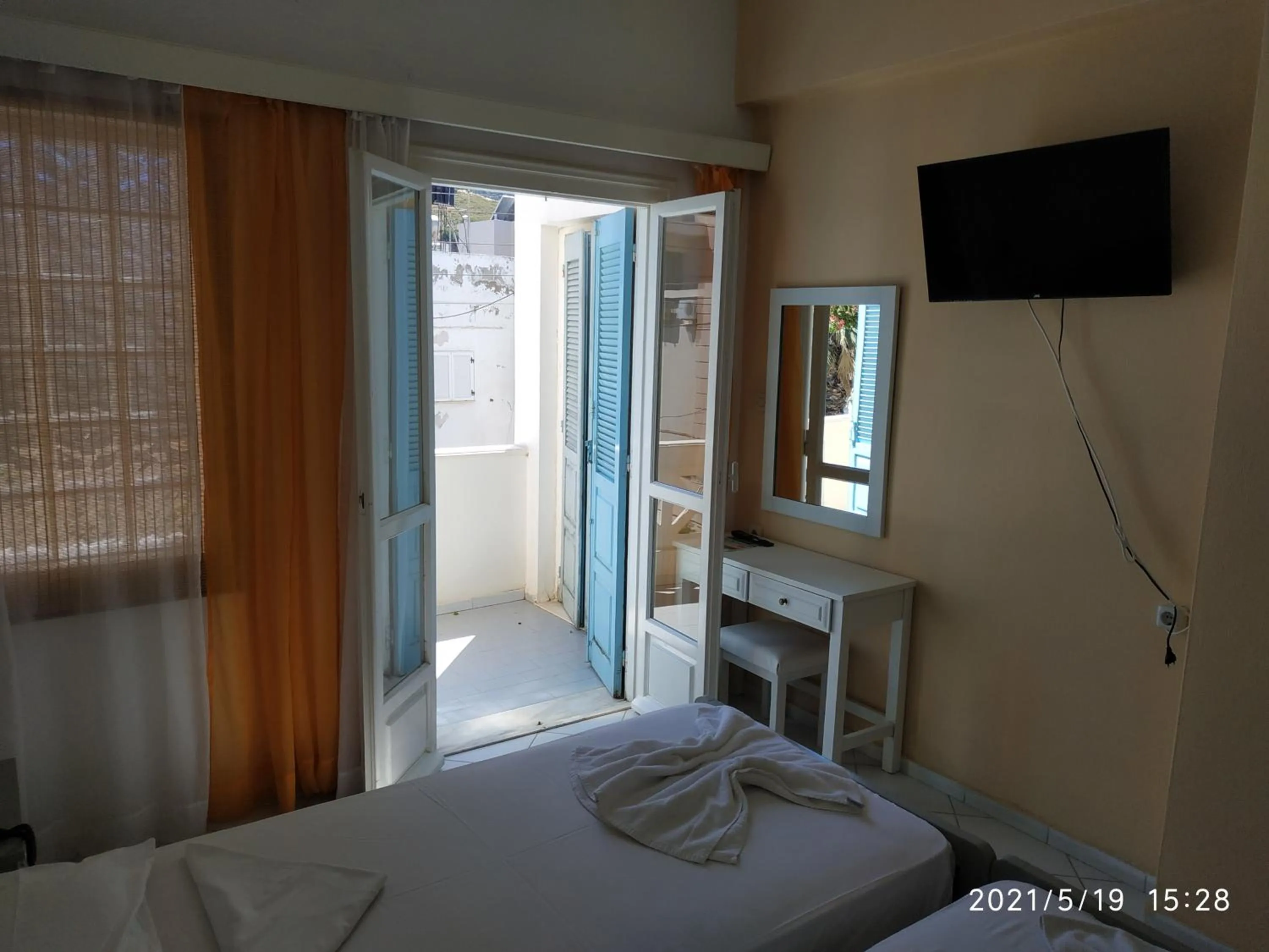 Bedroom, Bed in Renia Studios