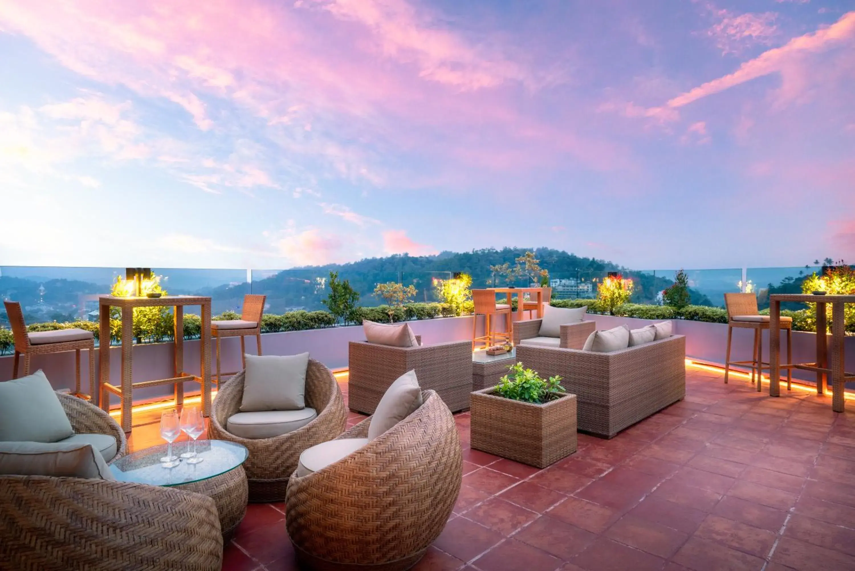 Lounge or bar in Grand Serendib Hotel Lounge or bar in Grand Serendib Hotel