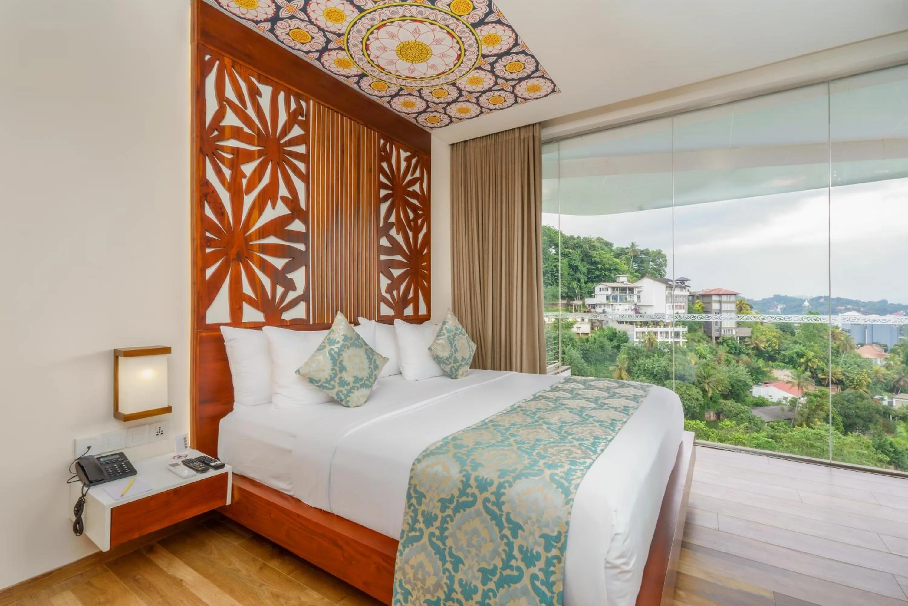 Bedroom, Bed in Grand Serendib Hotel