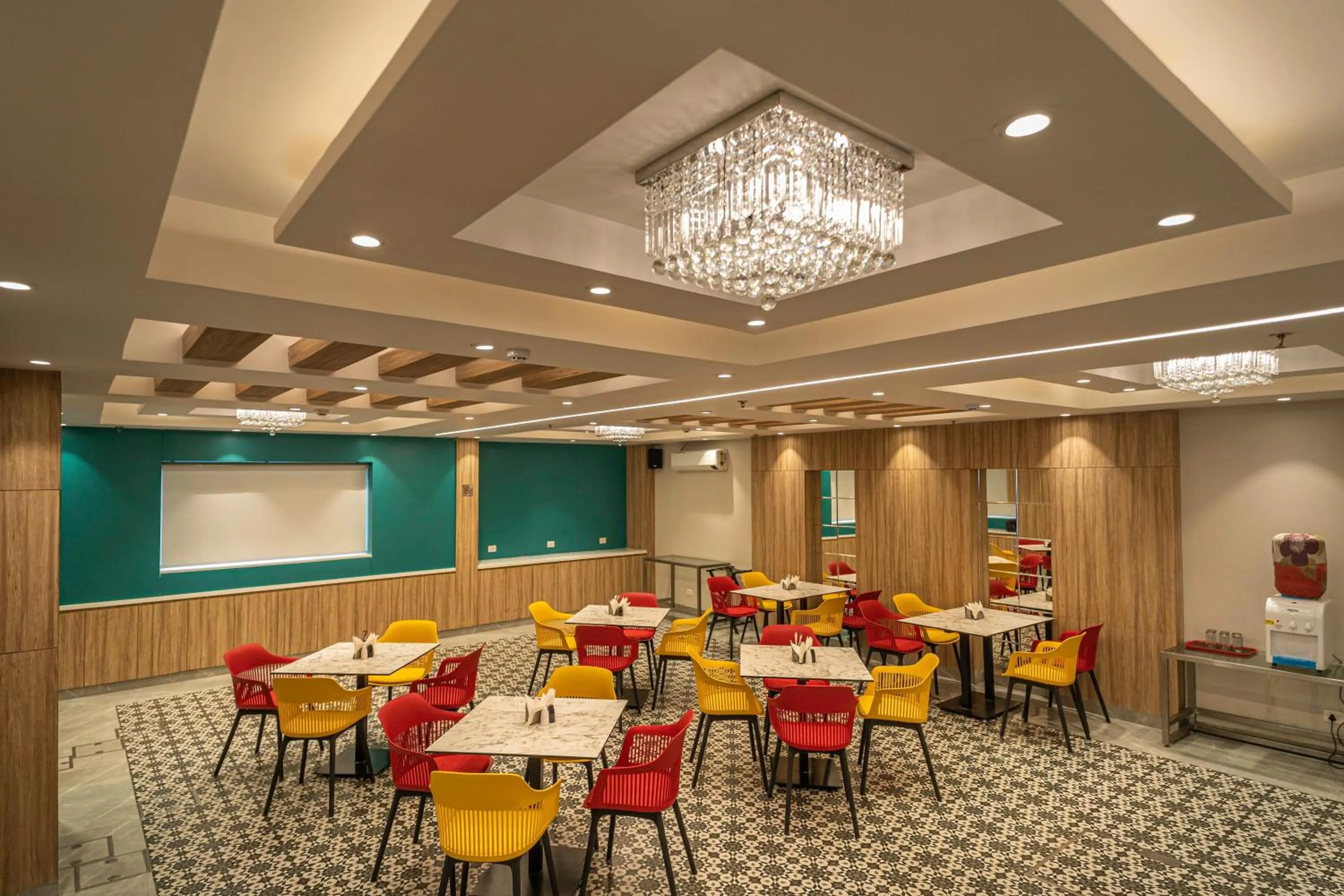 Banquet/Function facilities in Sparrow Hotel Managed by Siara Sariska Alwar