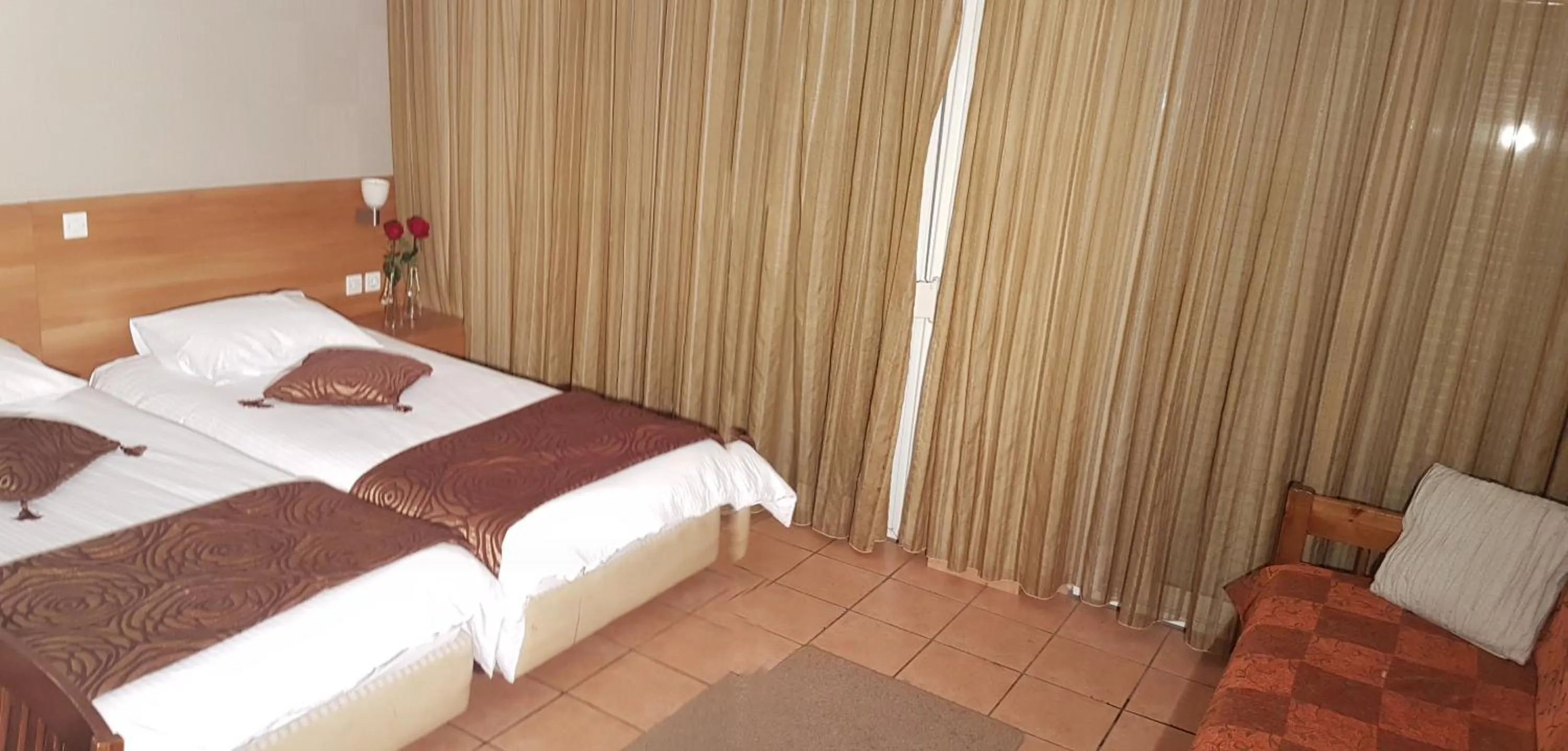 Bedroom, Bed in Glaros Hotel