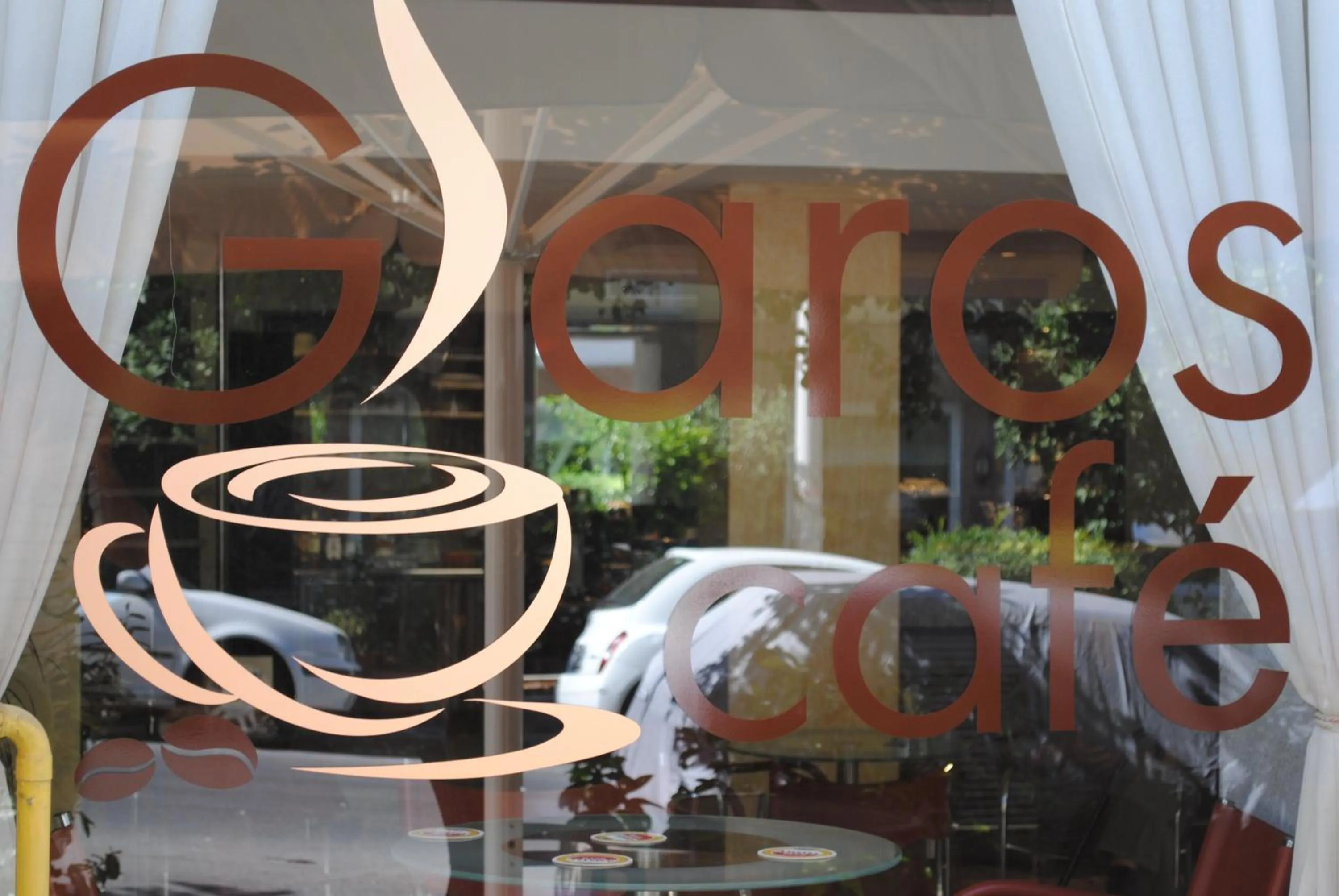 Lounge or bar in Glaros Hotel