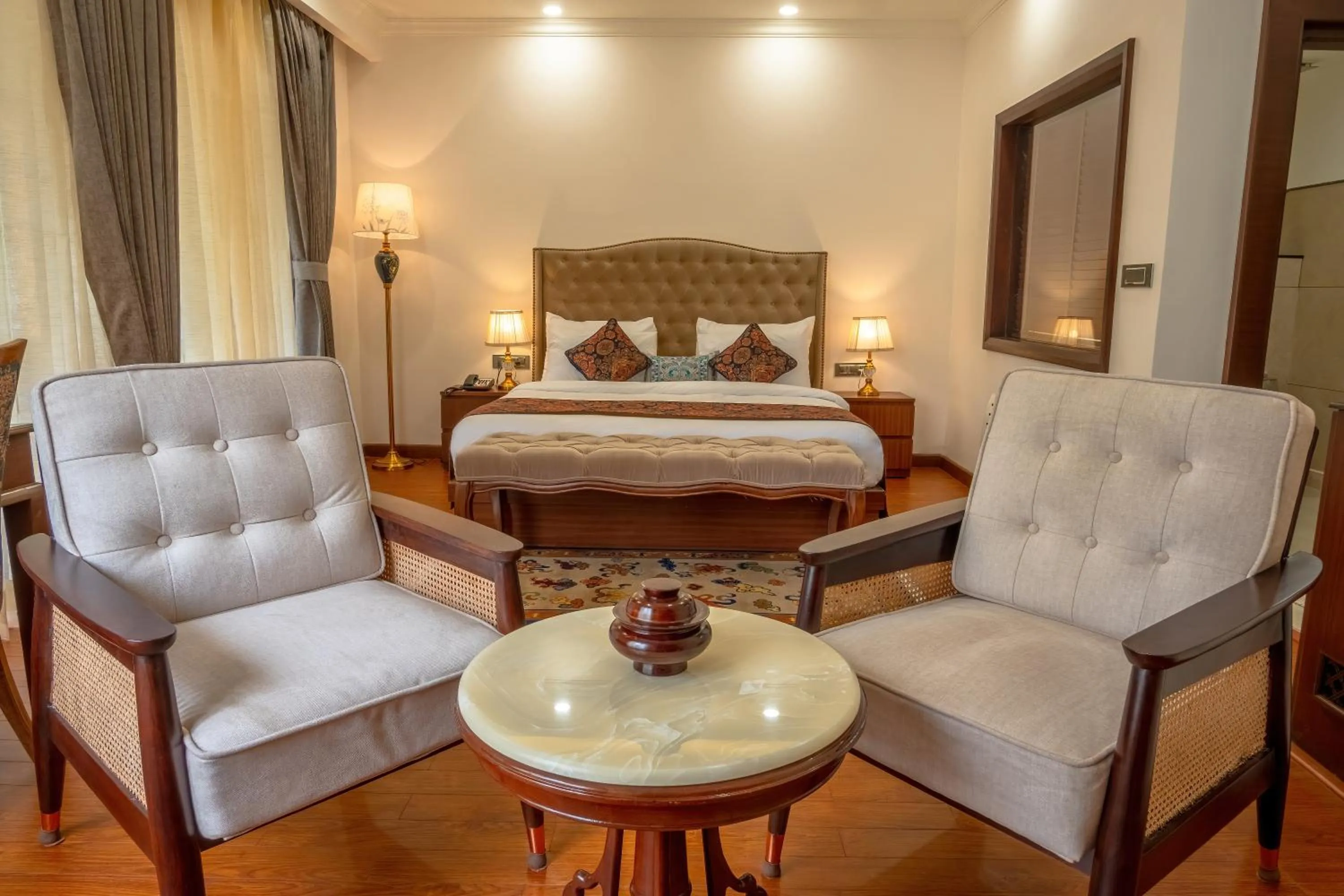 Bedroom, Bed in Hotel Gyalpo Residency - A Mountain View Luxury Hotel in Leh