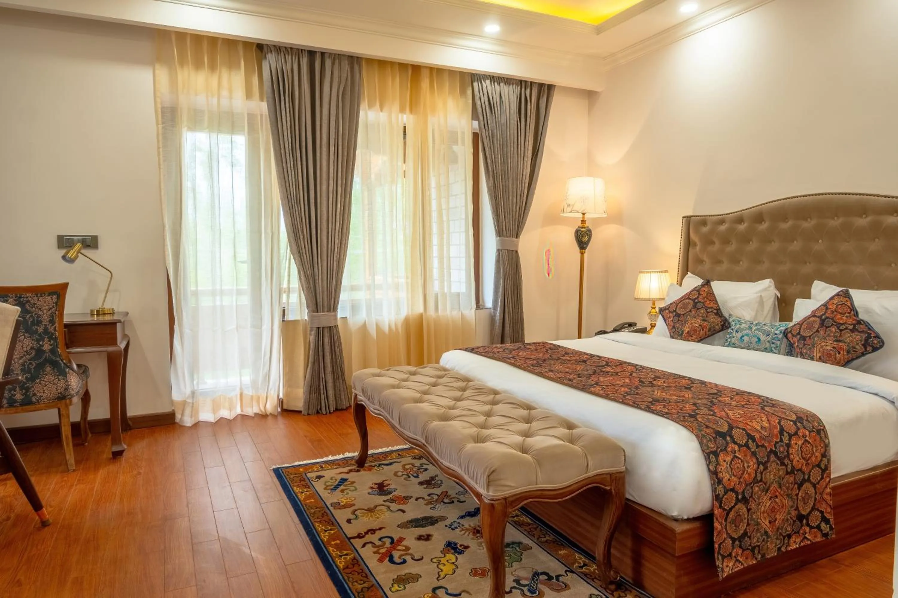Bedroom, Bed in Hotel Gyalpo Residency - A Mountain View Luxury Hotel in Leh