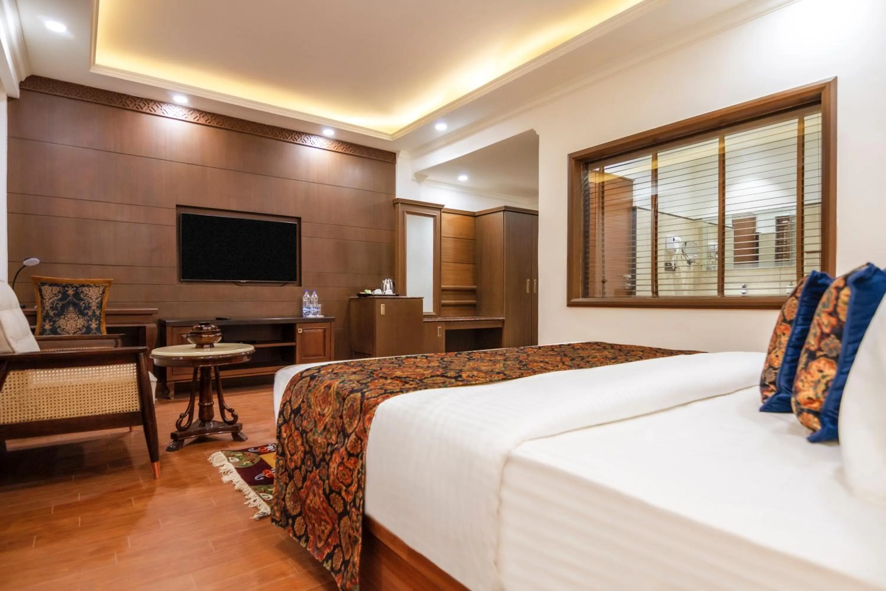 Bed in Hotel Gyalpo Residency - A Mountain View Luxury Hotel in Leh