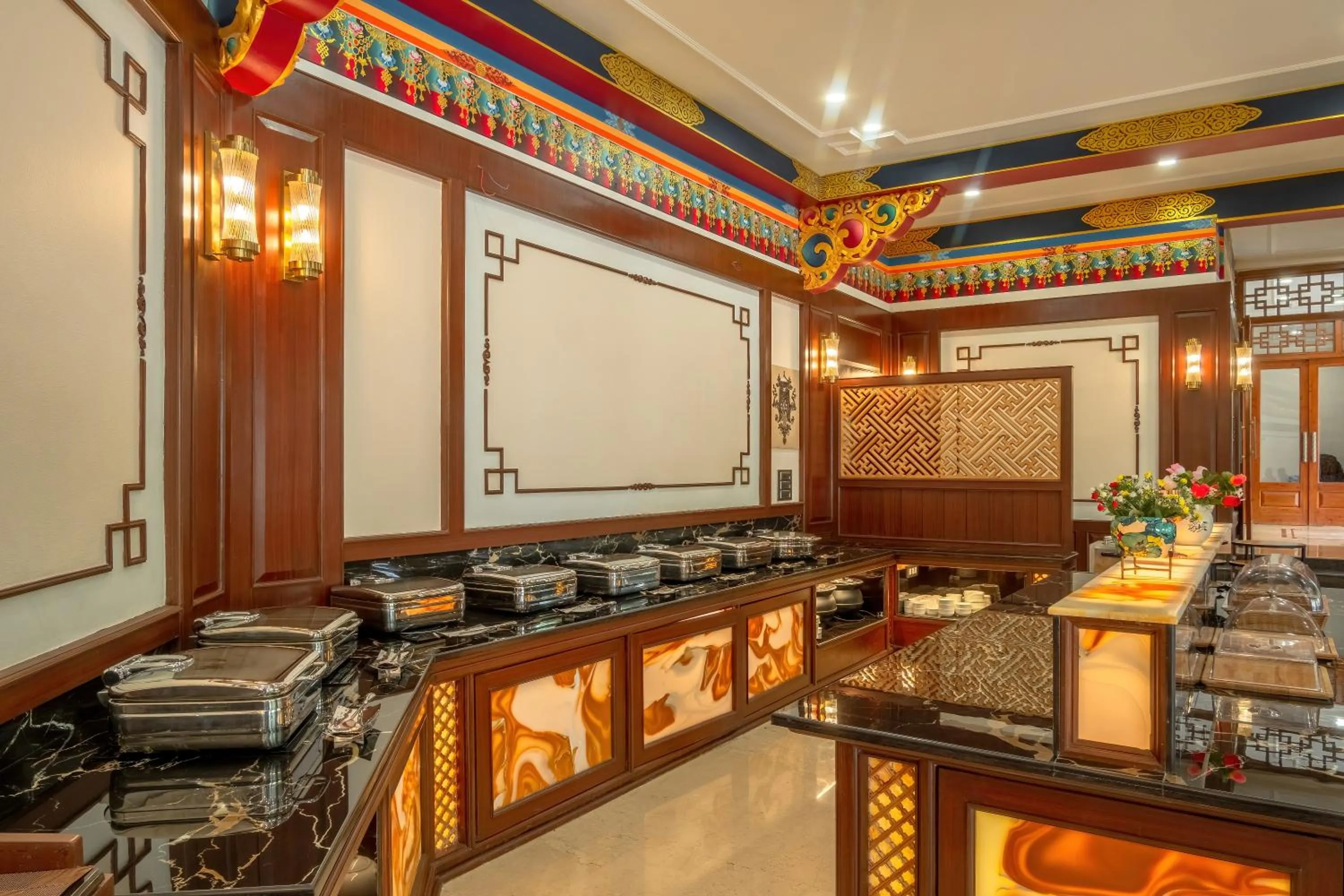 Restaurant/places to eat in Hotel Gyalpo Residency - A Mountain View Luxury Hotel in Leh