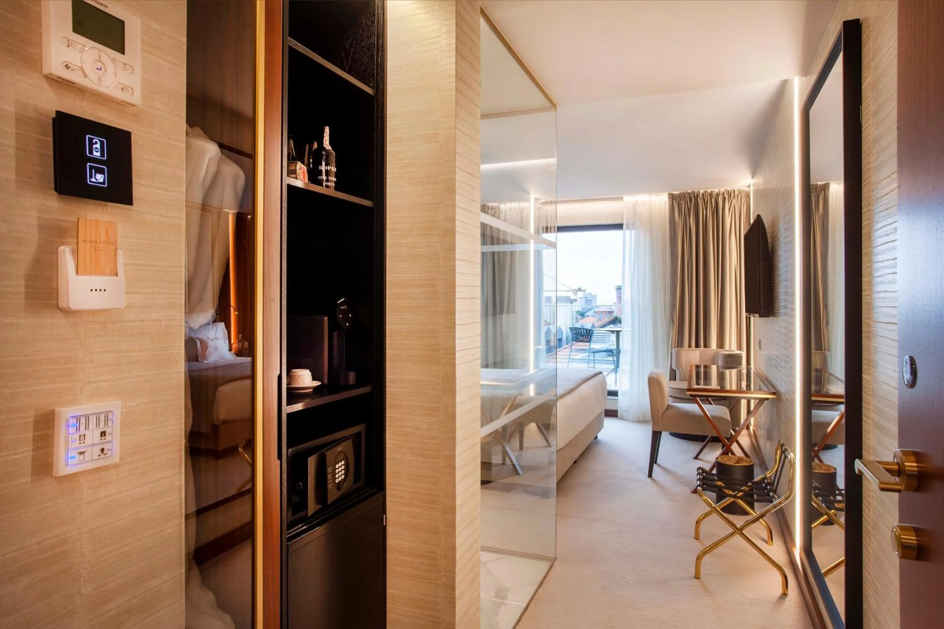 Photo of the whole room, Bed in Wine & Books Porto Hotel - Small Luxury Hotels Of The World