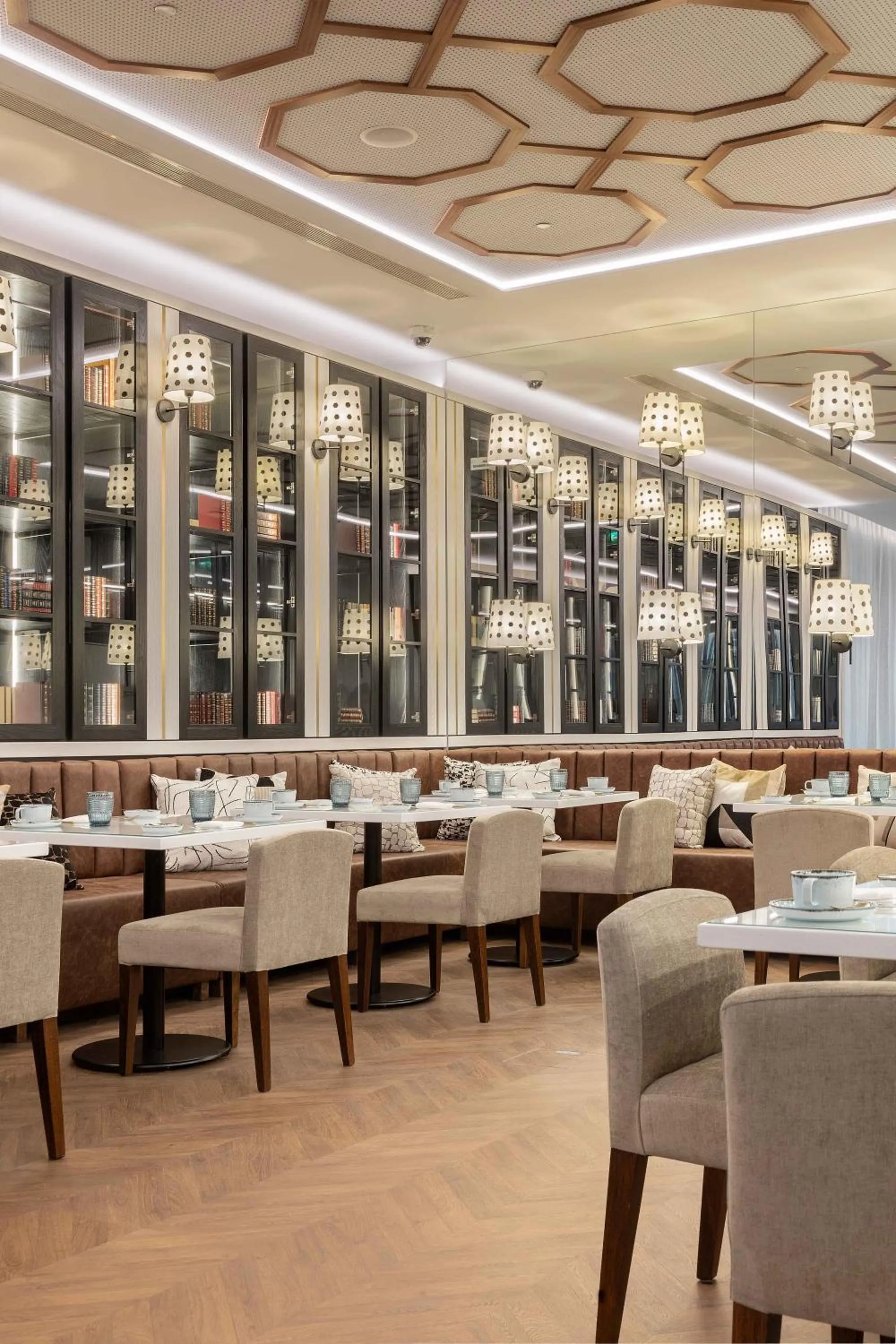 Restaurant/places to eat in Wine & Books Porto Hotel - Small Luxury Hotels Of The World