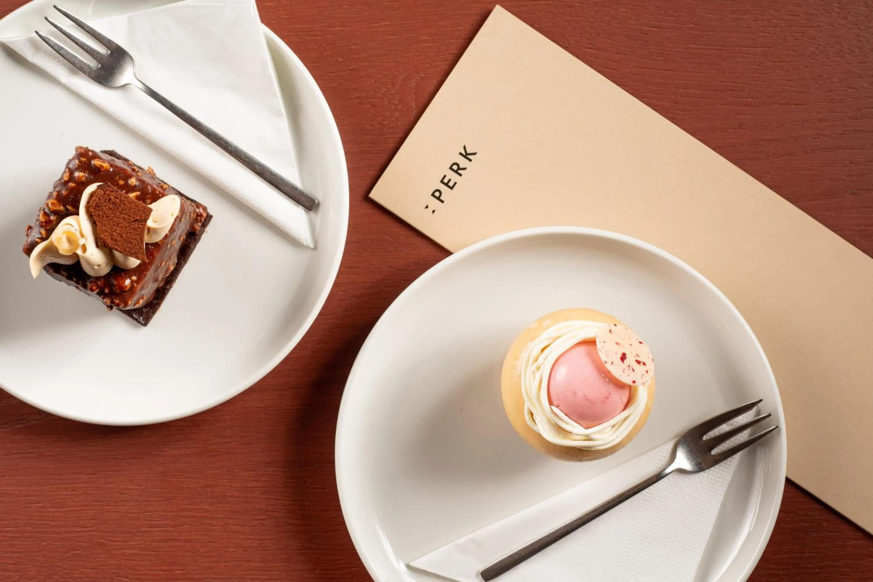 Restaurant/places to eat in Hotel PERK